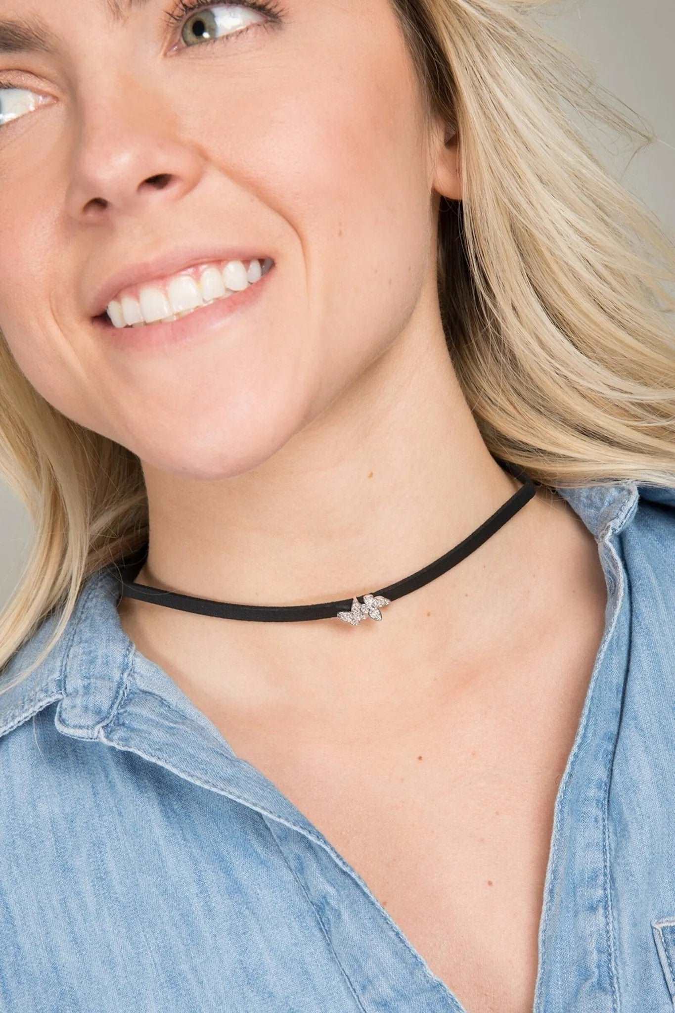 Elegant Butterfly Leather Choker Necklace - Gothic Punk Fashion Accessory for Women - Perfect for Parties, Concerts, and Gothic Outfits