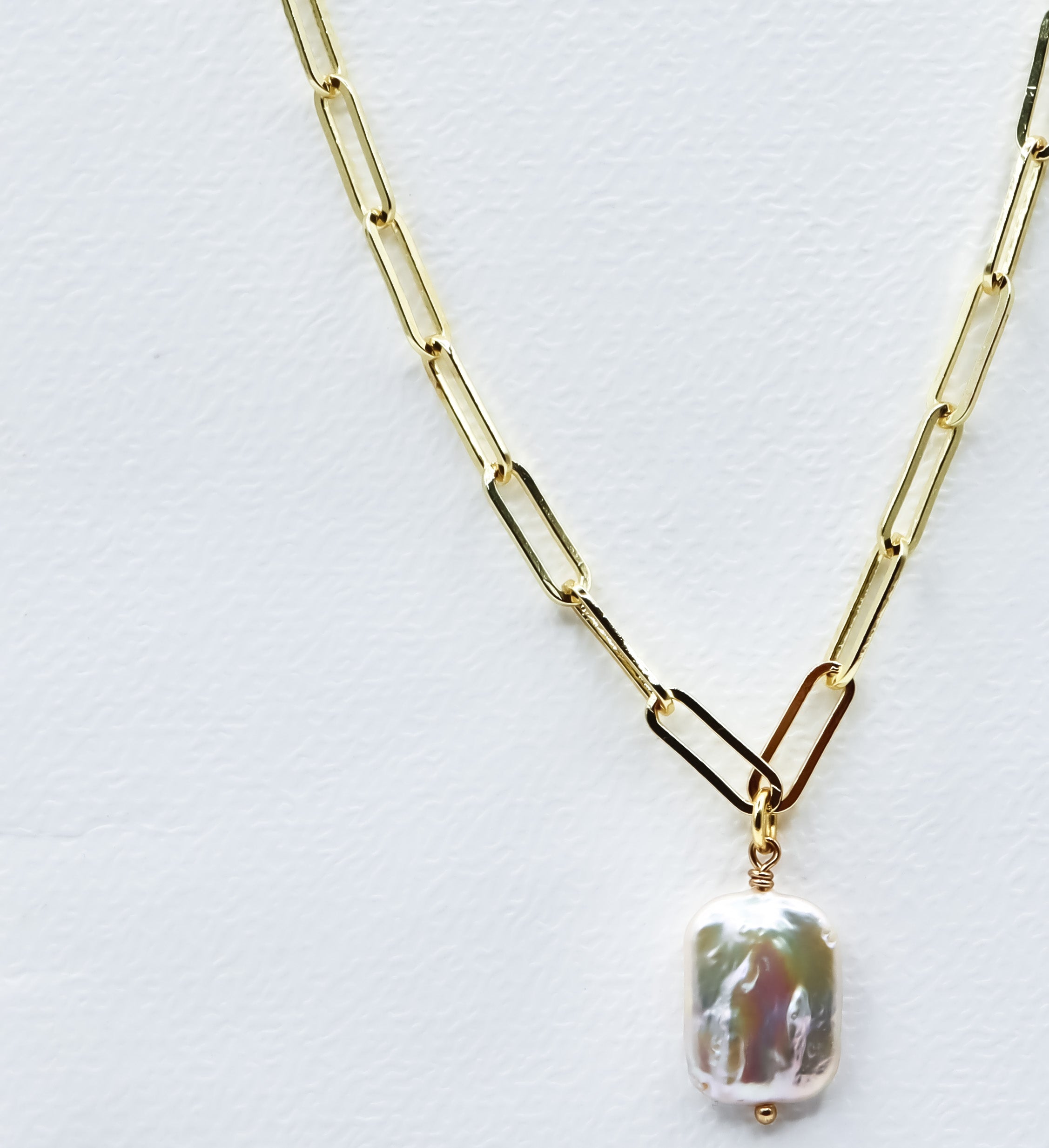 18K Gold Plated Paperclip Freshwater Pearl Pendant Necklace for Women - Elegant Layering Jewelry Gift for Birthday, Anniversary & Everyday Wear