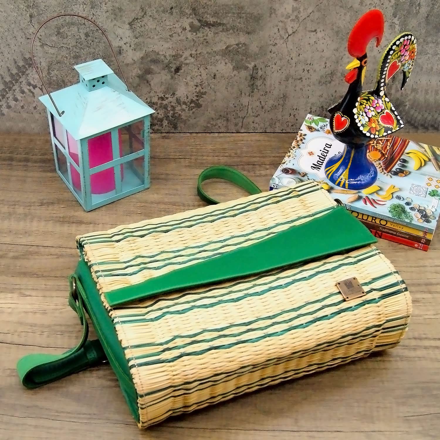 Handmade Vegan Woven Straw Basket Bag for Women - Eco-Friendly & Stylish Summer Beach Tote - Perfect for Picnics, Shopping & Boho Outfits - Made in Portugal
