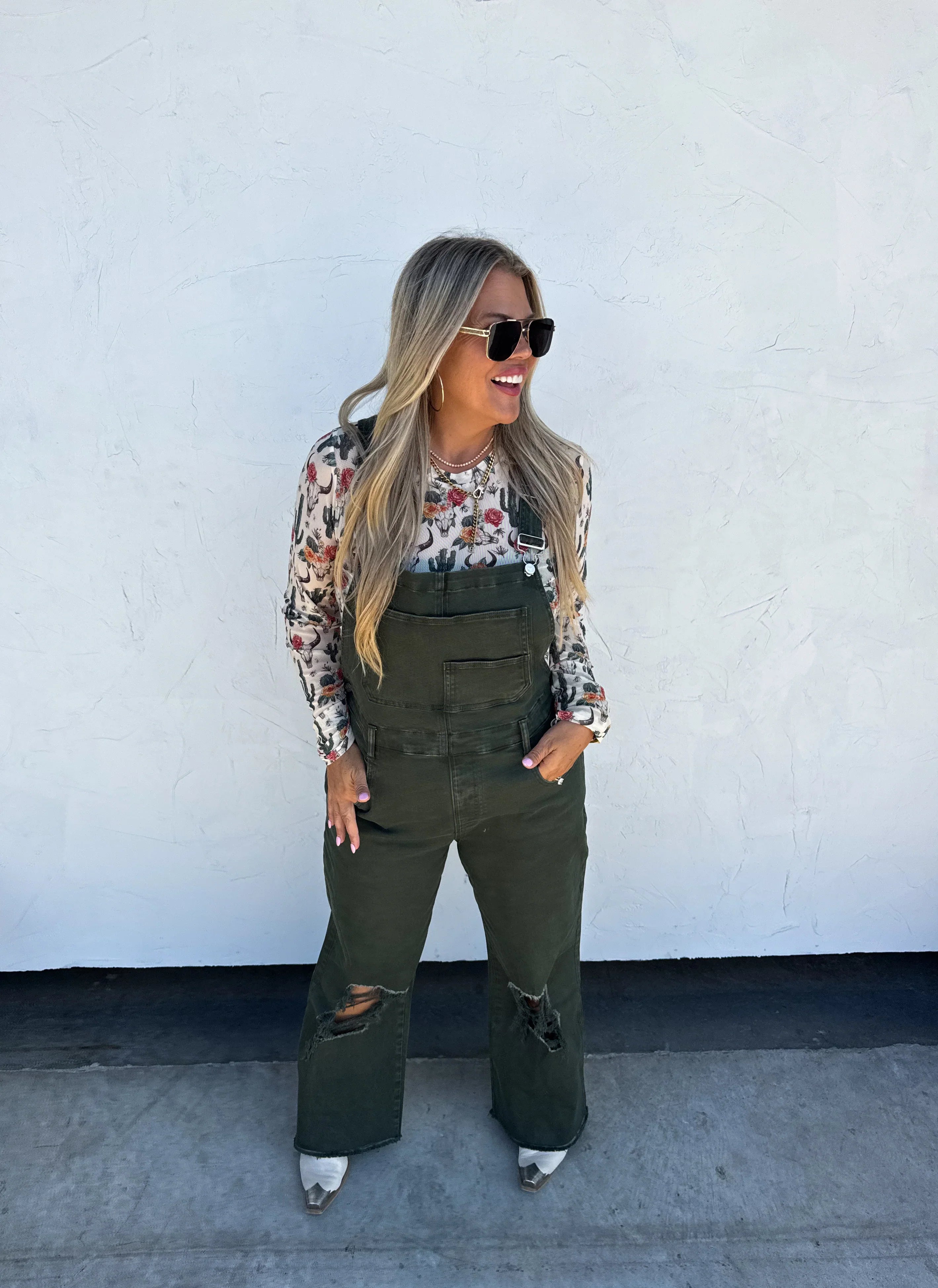 PREORDER: Dahlia Crop Wide Leg Overalls for Women - Denim & Black | Casual Outfit, Streetwear Fashion, Spring Summer Jumpsuit