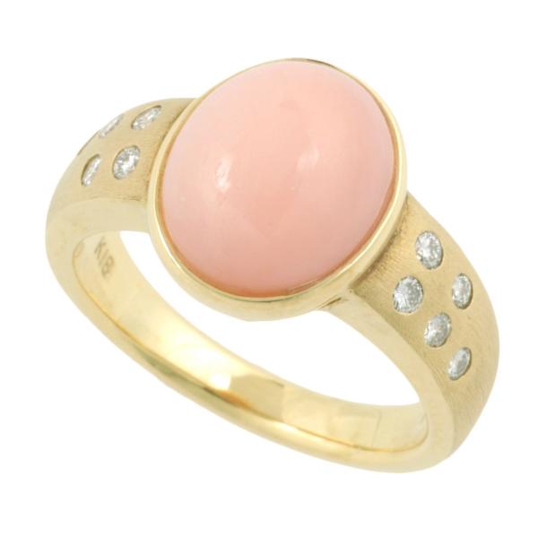 18K Gold Coral & Diamond Ring - Vintage Elegance, Excellent Condition | Perfect for Weddings, Anniversaries & Special Occasions