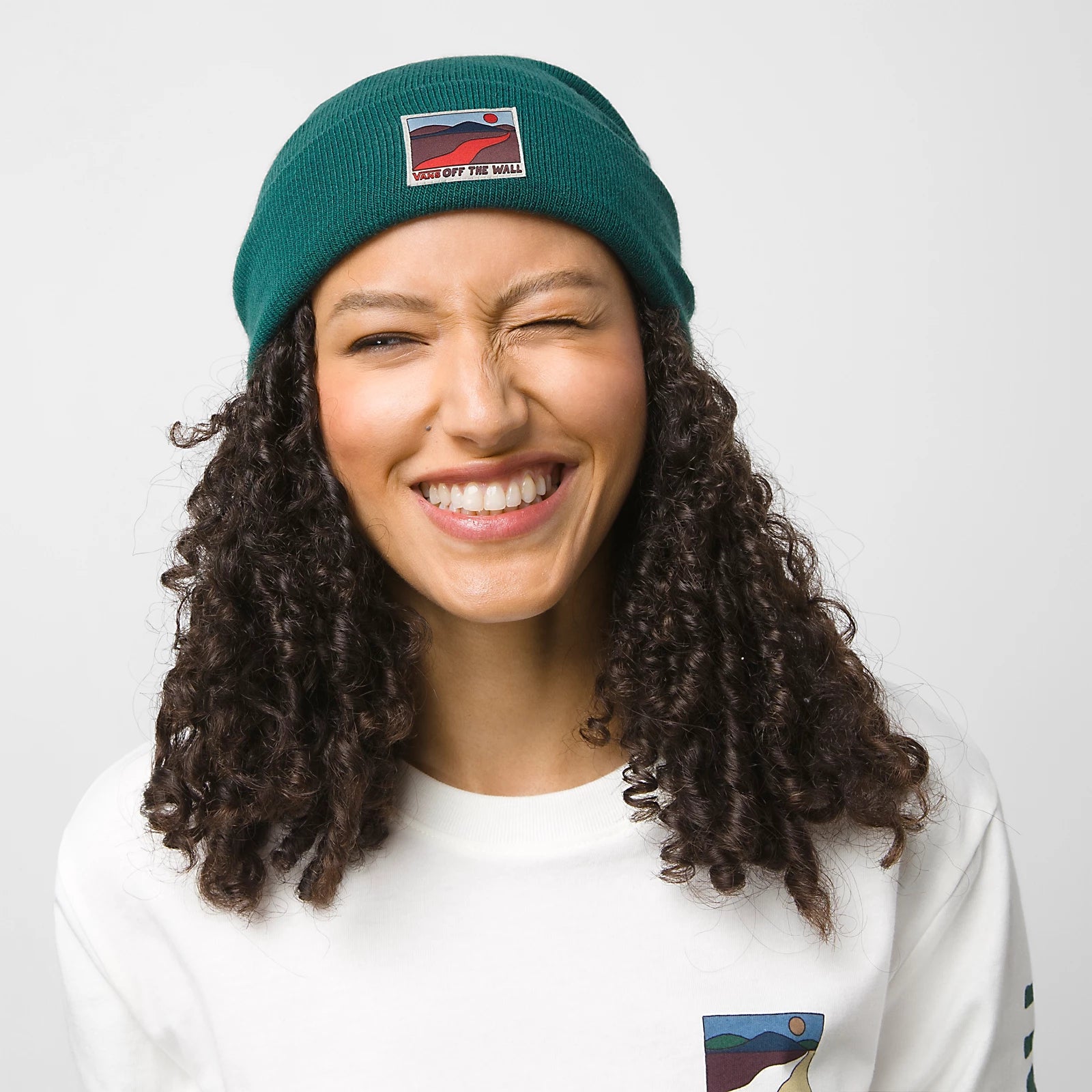 VANS Women's Breakin Curfew Beanie - Botanical Garden Print Winter Hat for Women - Warm Knit Skull Cap for Cold Weather, Outdoor Activities & Streetwear Fashion