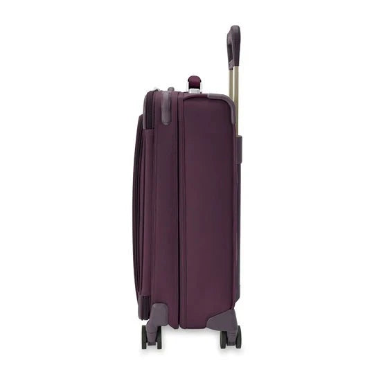 Briggs & Riley Baseline Essential Carry On Spinner Luggage - Lightweight Expandable Suitcase for Business Travel & Weekend Getaways | TSA Lock & Durable Polycarbonate Shell