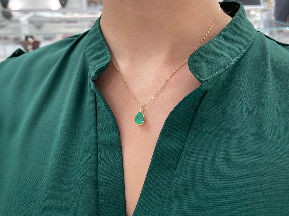 2.30 Carat Teardrop Emerald Solitaire Pendant in 14K Gold - Elegant Necklace for Women, Perfect for Weddings, Anniversaries & Special Occasions