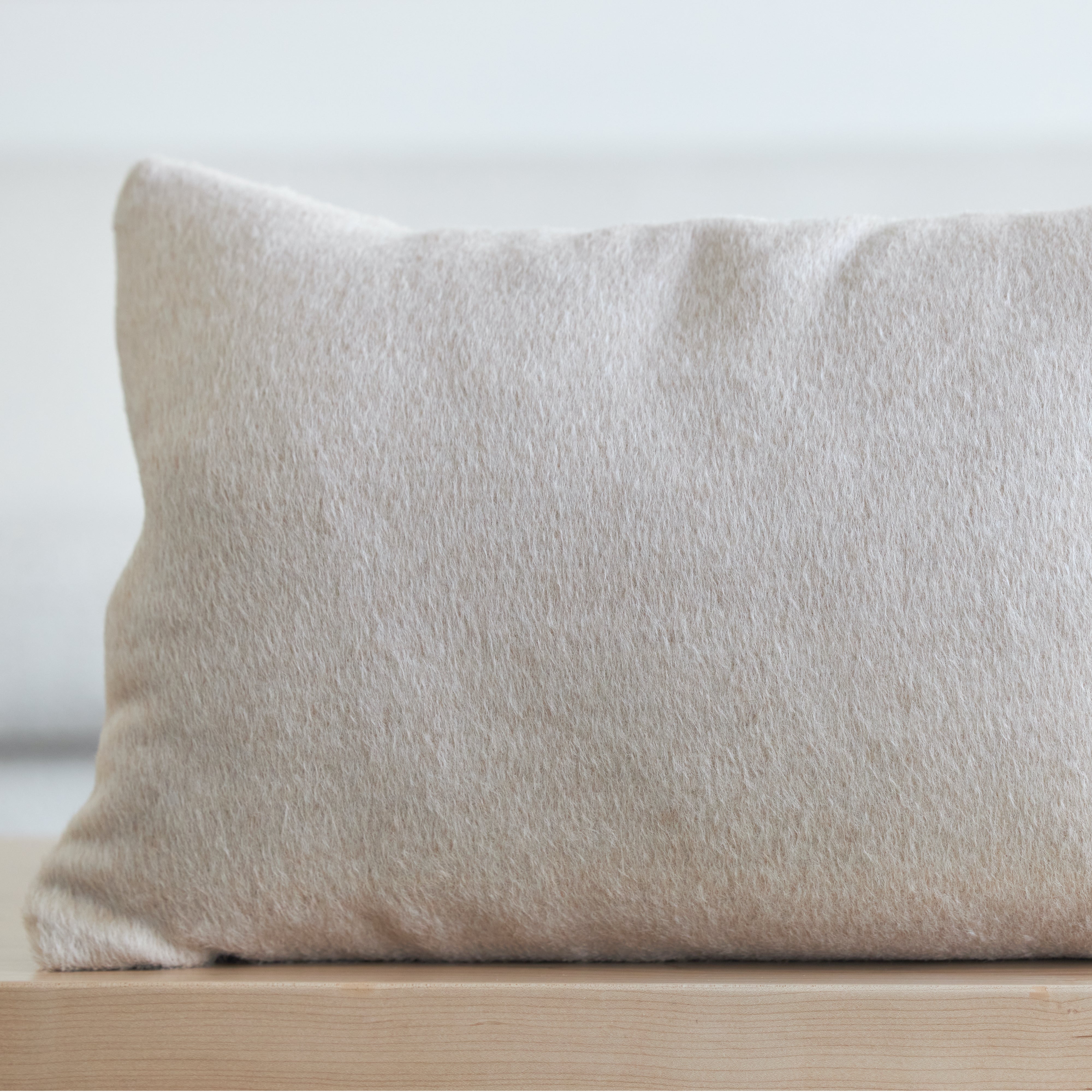 Soft & Cozy Alpaca Wool Throw Pillow Cover - Handmade Hypoallergenic Cushion Case for Sofa, Bed, Chair - Perfect for Living Room, Bedroom & Home Decor