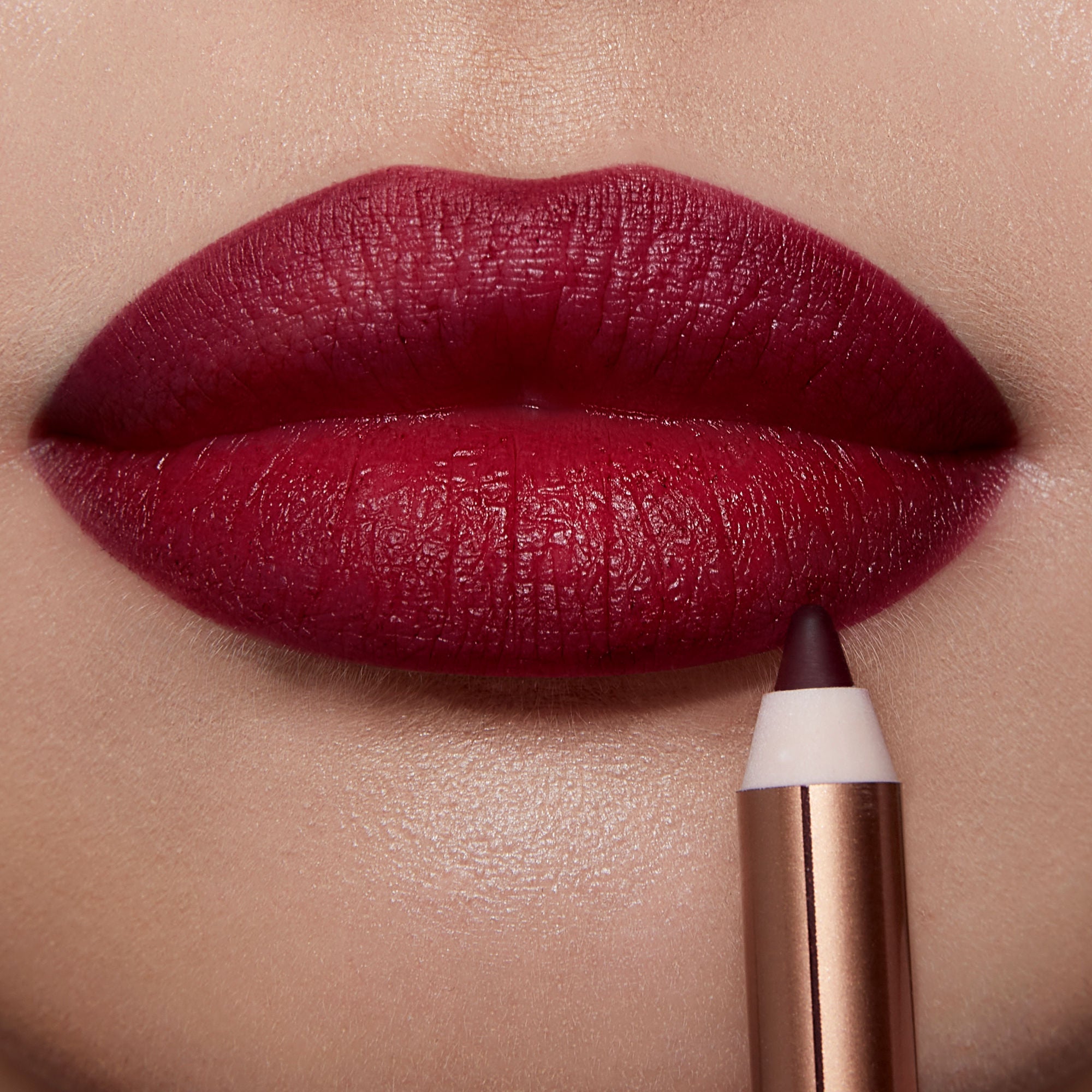 Charlotte Tilbury Lip Cheat Lip Liner - Long-Lasting, Waterproof Lip Pencil for Precise Definition & Fuller Lips | Perfect for Everyday Wear, Date Night & Special Occasions