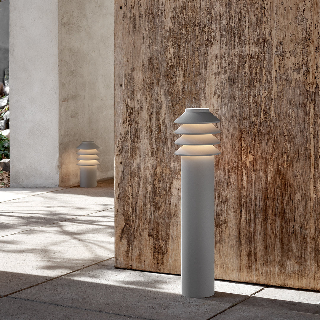 Bysted Outdoor Garden Bollard Light - Durable Solar LED Landscape Lighting for Pathways, Driveways, and Yards | Perfect for Home, Patio, and Commercial Use