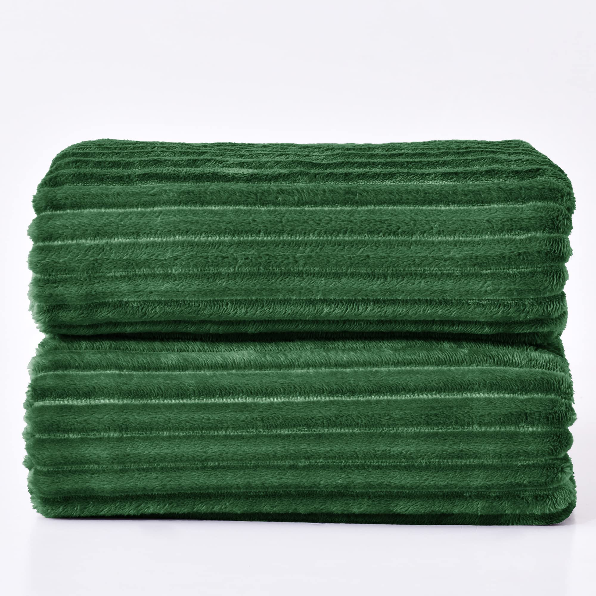 BEDELITE King Size Fleece Blanket - 3D Ribbed Jacquard Soft Warm Cozy Plush Throw Blanket for Bed, Couch, Sofa - Lightweight Fuzzy Decorative Blanket (Green, 108x90 inches) - Perfect for Winter Nights, Movie Time & Home Decor