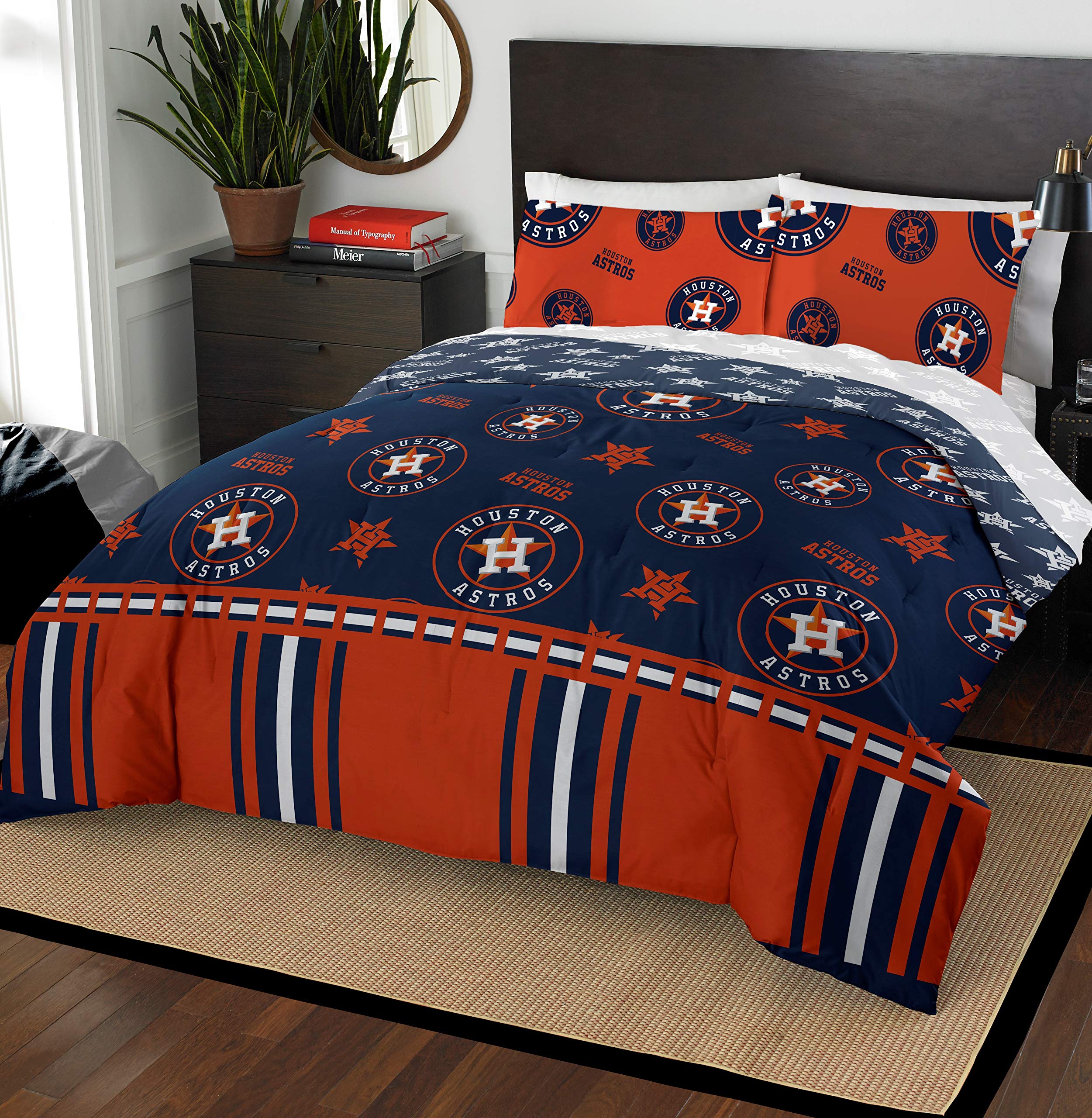 Houston Astros MLB Queen Bed in a Bag Complete Bedding Set - 7-Piece Comforter Set with Pillow Shams & Sheets - Perfect for Baseball Fans' Bedroom Decor & Game Day Theming