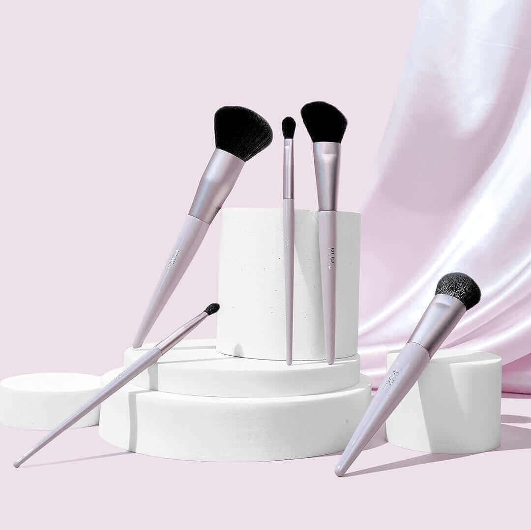 5-Piece Professional Makeup Brush Set for Foundation, Blending & Contouring - Soft Synthetic Bristles for Flawless Makeup Application at Home or Salon