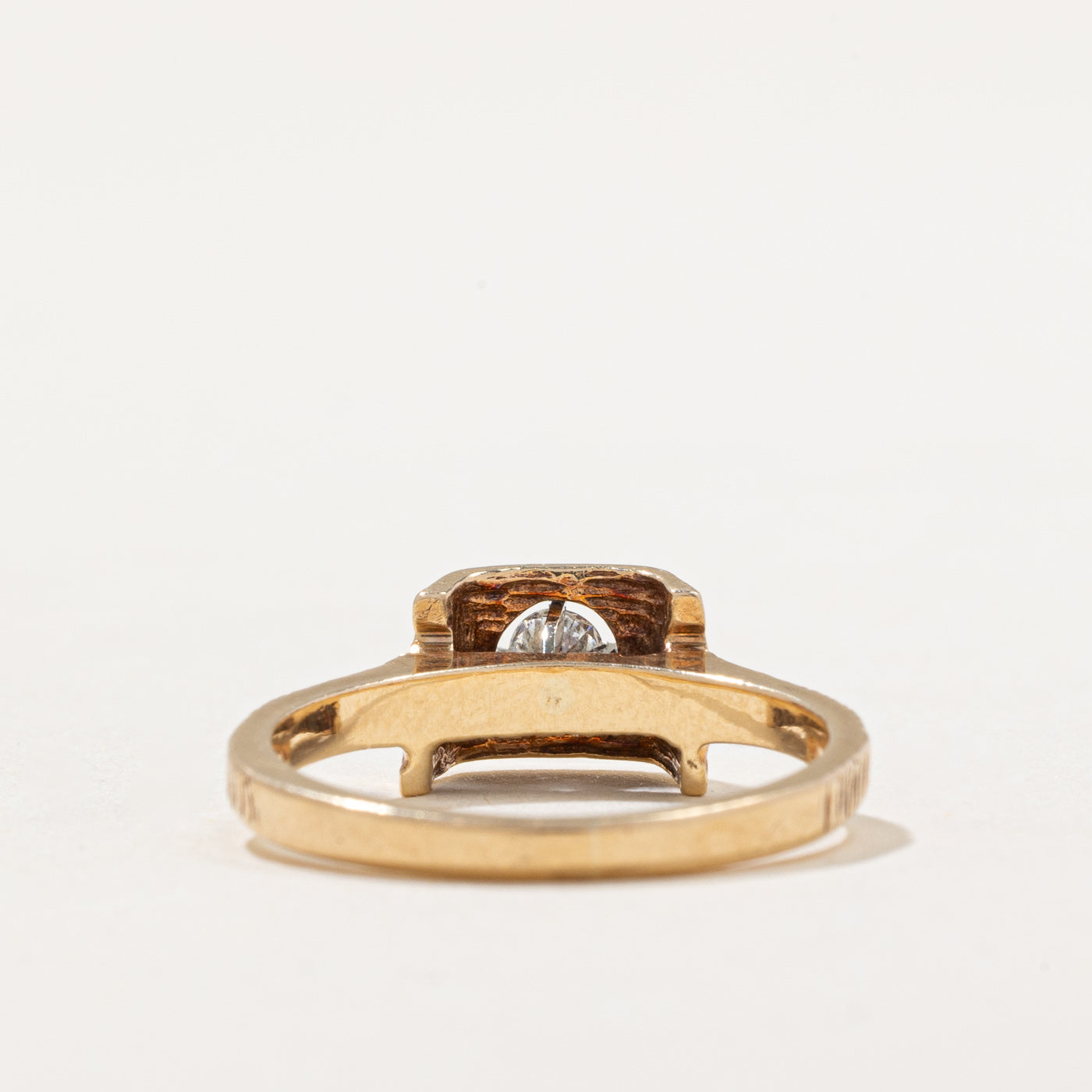 Diamond Textured Wedding Band Ring for Women - 0.10ct Round Cut Solitaire Engagement Ring - Size 6 - Perfect for Proposals, Anniversaries & Everyday Elegance