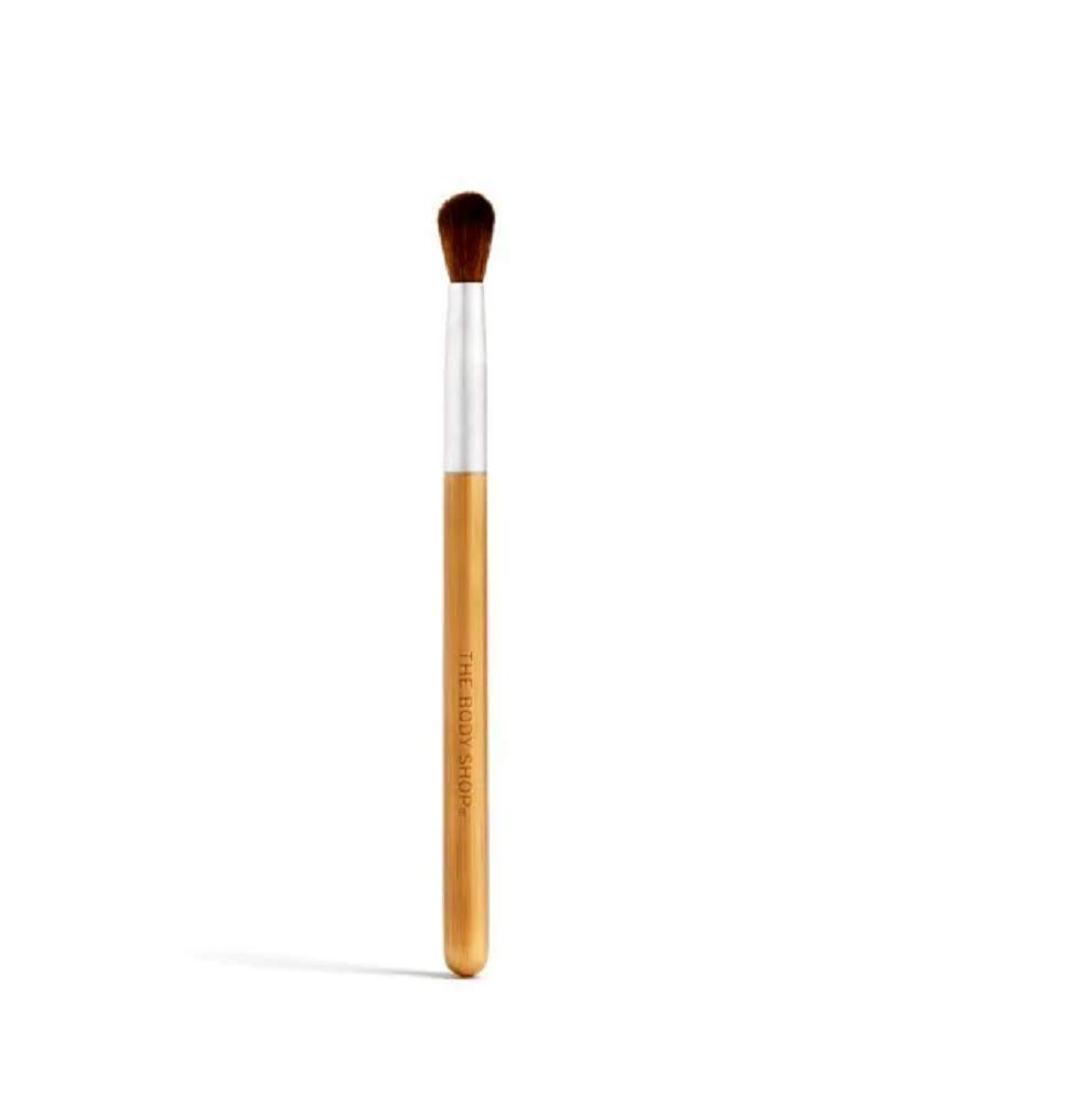 The Body Shop Bamboo Eyeshadow Blending Brush - Soft Vegan Makeup Brush for Seamless Eyeshadow Application | Perfect for Smokey Eyes & Everyday Makeup