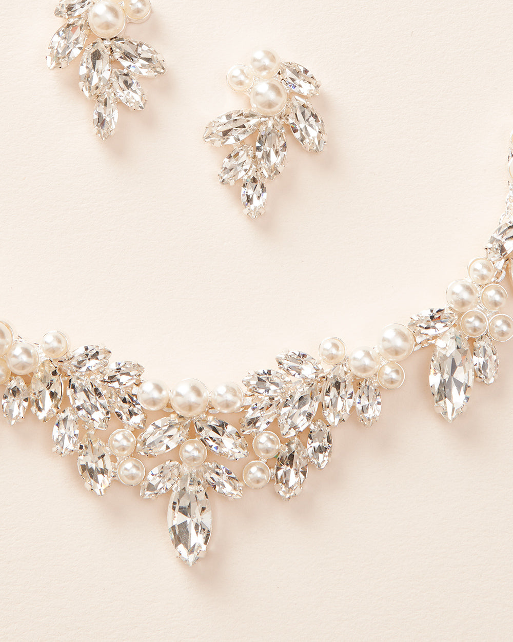 Gwyneth Jewelry Set - Elegant Necklace & Earrings for Women | Perfect for Weddings, Parties & Special Occasions | Fashionable Gift for Her