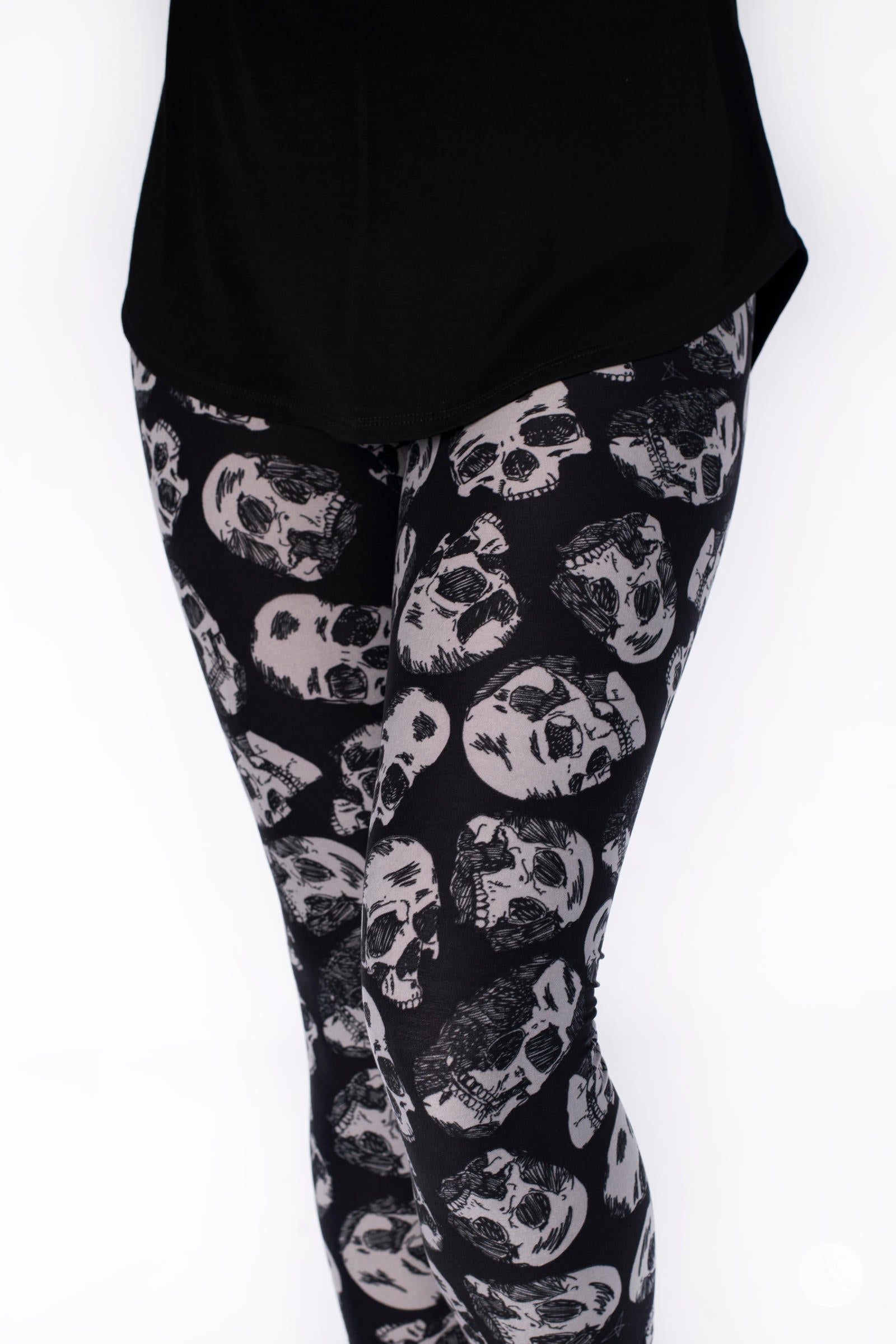 Night Tales Crops - Stylish Women's Crop Tops for Casual Wear & Night Out | Trendy Fashion for Parties, Dates & Everyday Outfits