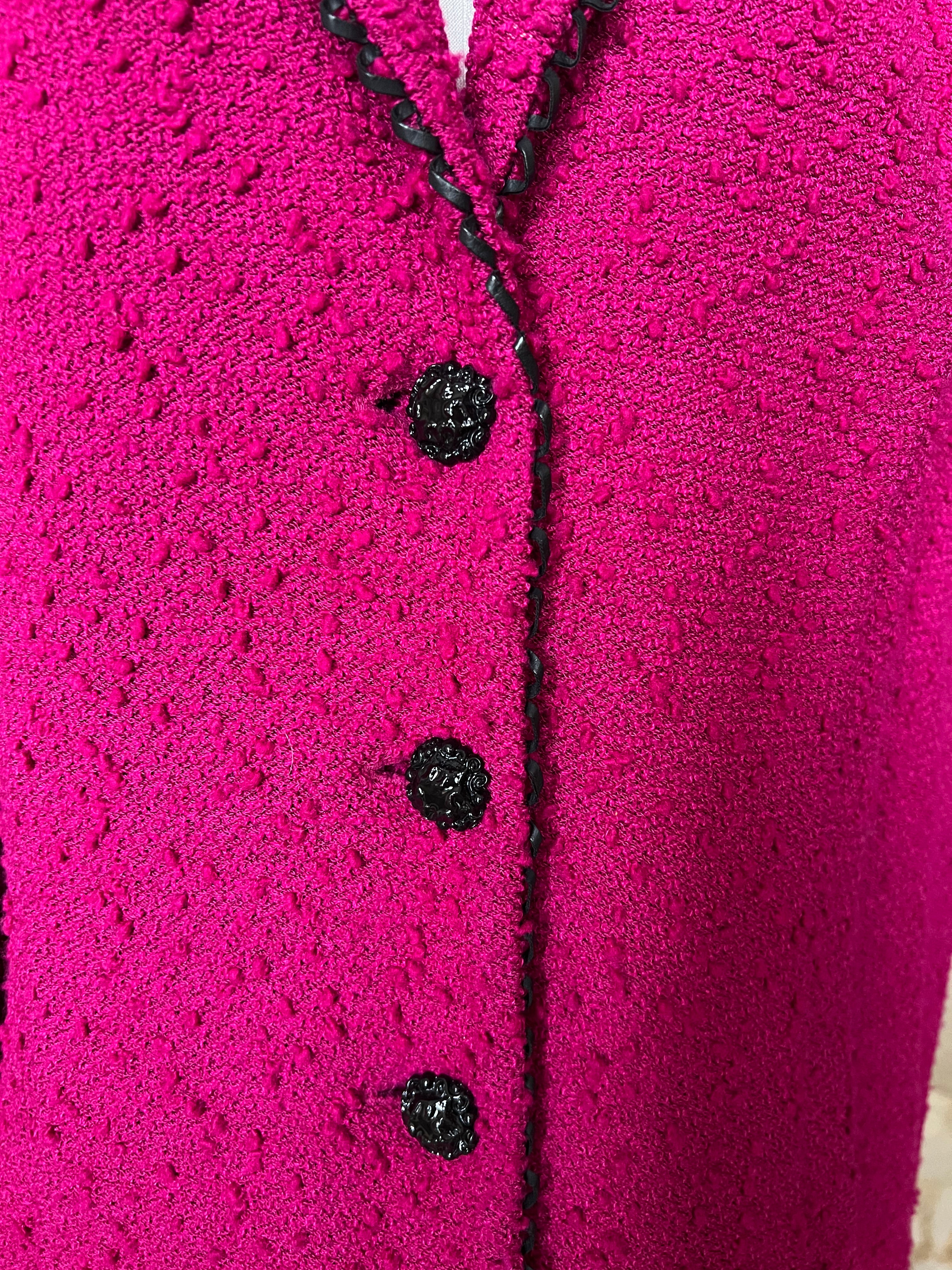 St. John Fuchsia Knit Jacket for Women Size 12 - Elegant Casual Wear for Office, Dinner Dates & Special Occasions
