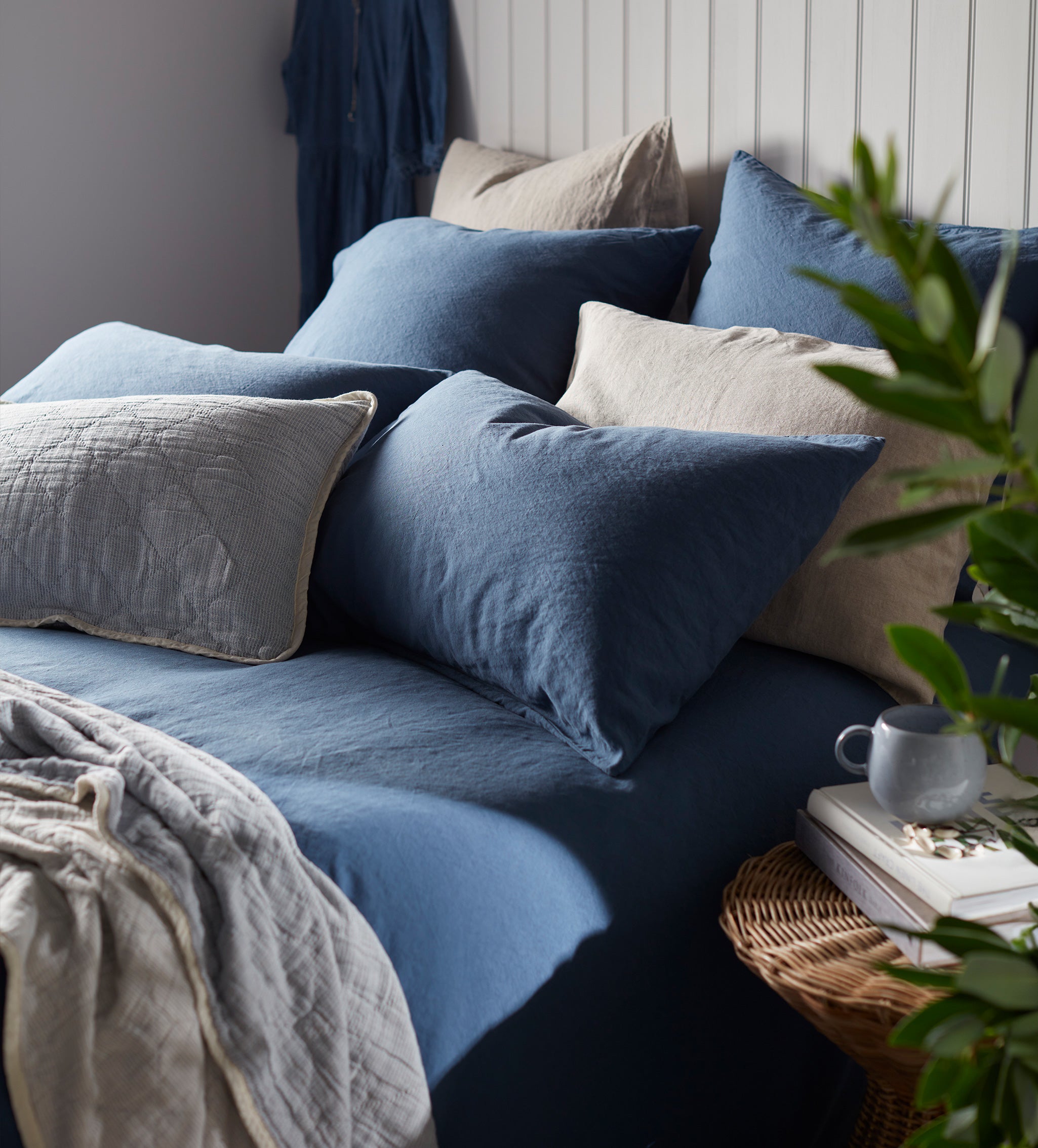 Premium Blue Linen Blend Pillowcase Set - Soft & Breathable Bedding for Home Decor - Perfect for Master Bedroom, Guest Room & Airbnb Stays