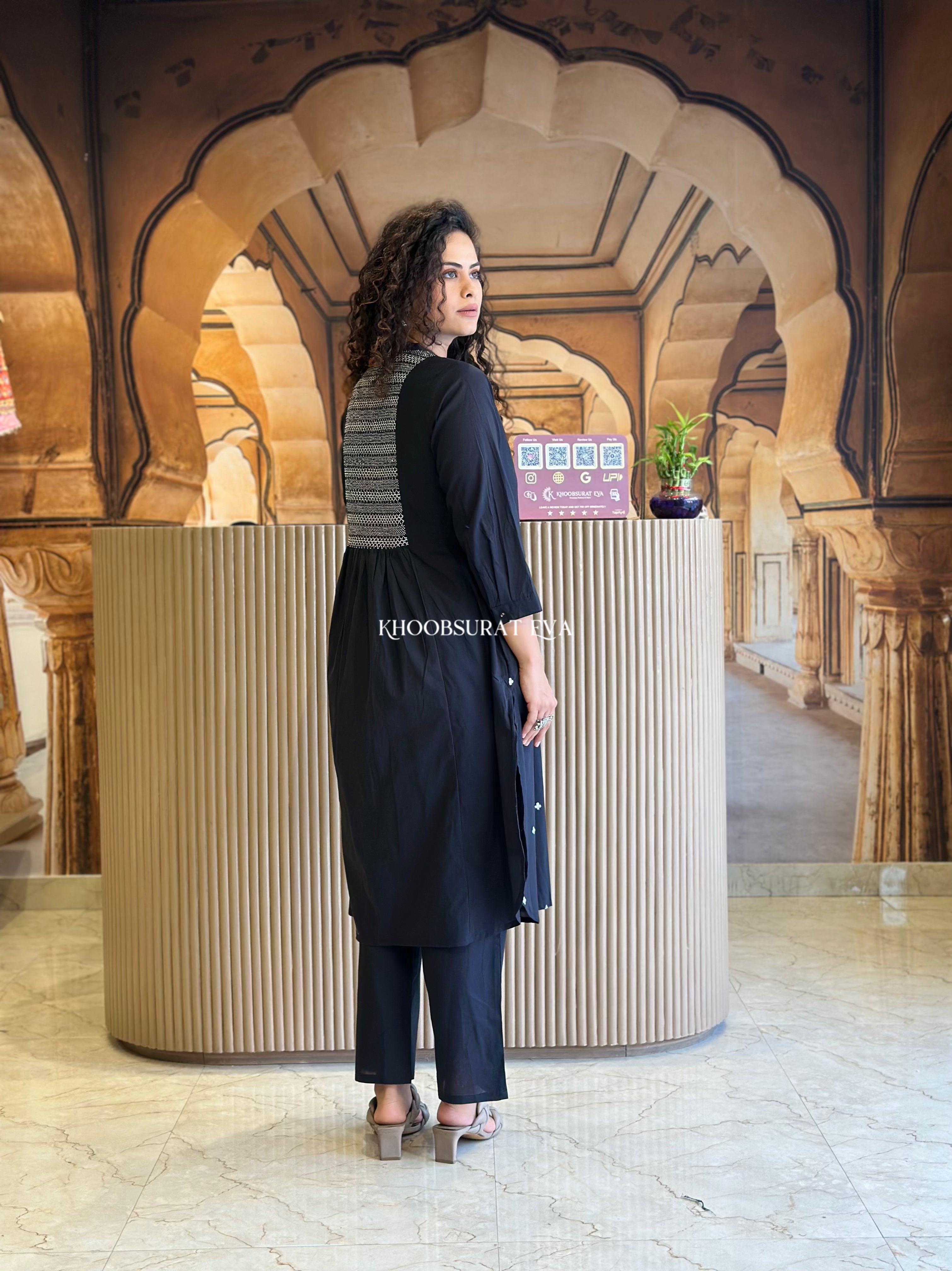 Elegant Black Kurta Set for Women | Traditional Indian Ethnic Wear | Perfect for Festivals, Weddings & Casual Outings