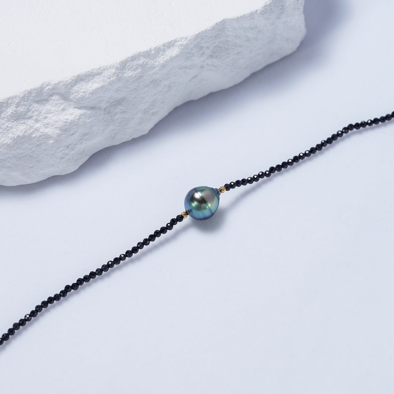 18K Solid Gold Tahitian Pearl Bracelet for Women - Elegant Handmade Jewelry Gift (KB00032) | Perfect for Weddings, Anniversaries & Special Occasions