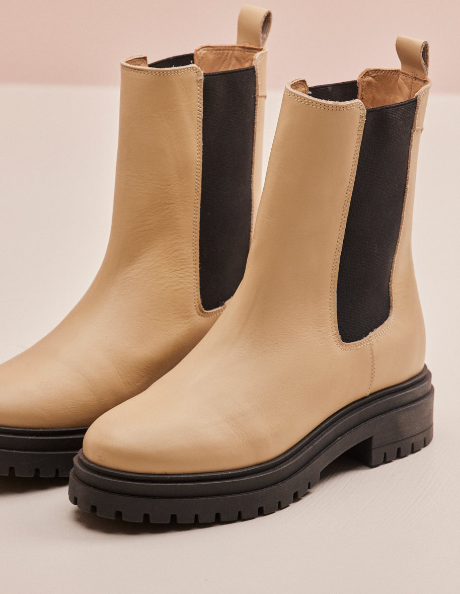 Amelie Women's Light Brown Leather Ankle Boots - Stylish & Comfortable for Casual Outings, Work & Fall Fashion
