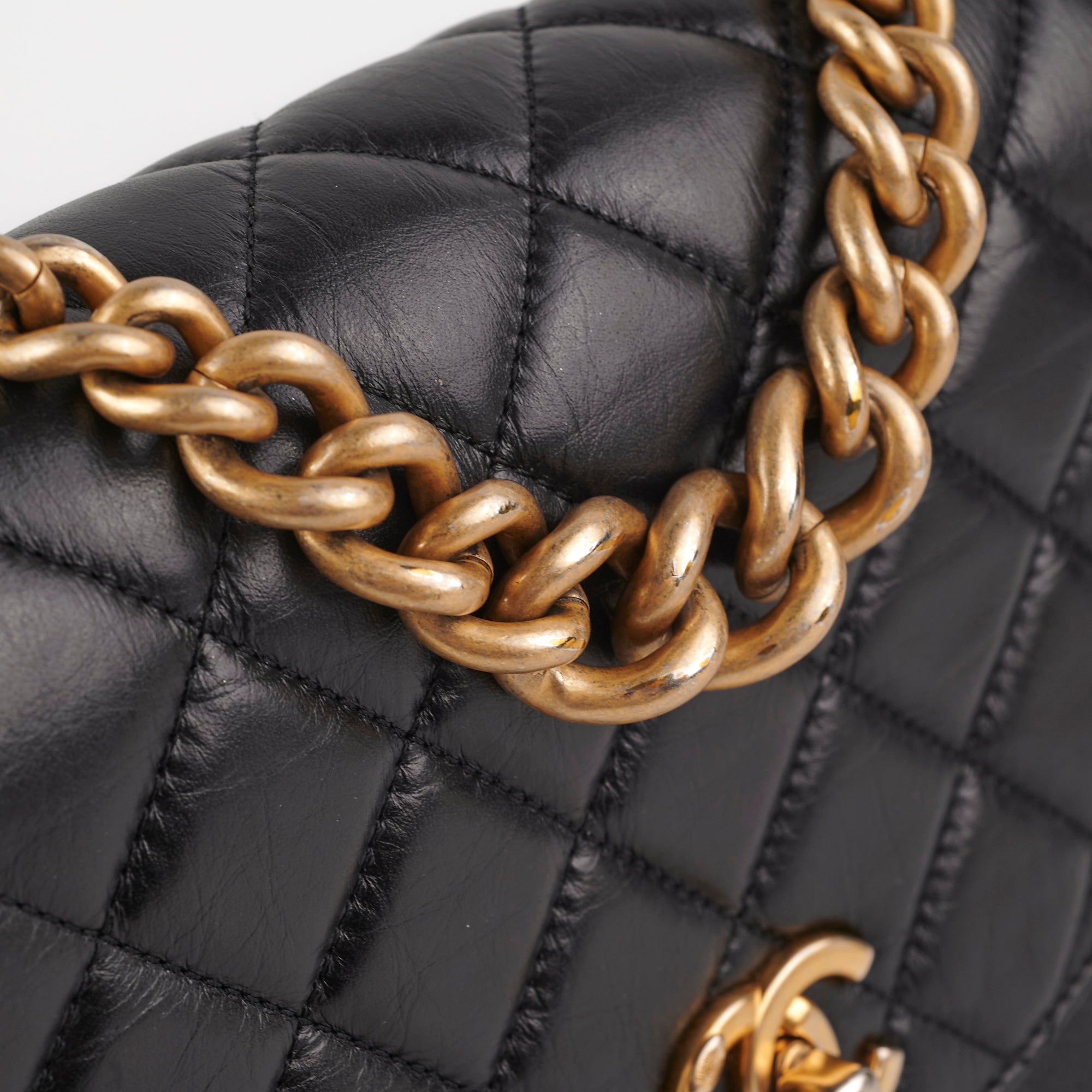 Chanel CC Chain Handle Flap Bag - Luxury Quilted Leather Crossbody Purse for Women | Perfect for Evening Parties, Date Nights & Special Occasions