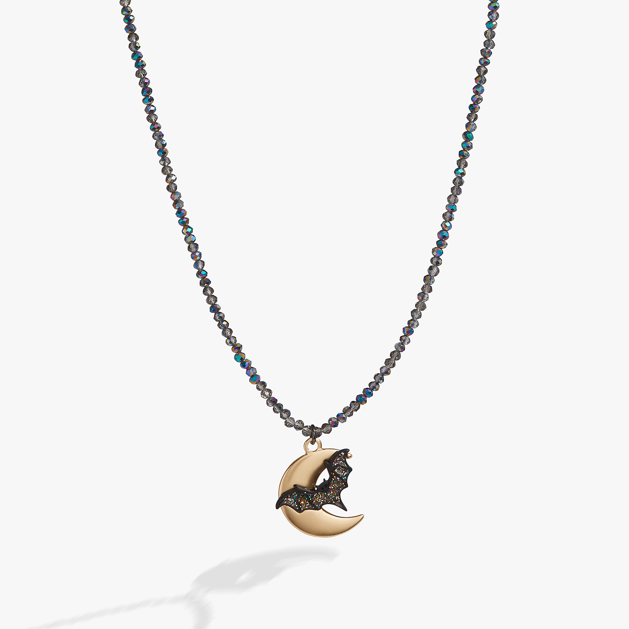 Halloween Moon and Bat Necklace - Gothic Jewelry for Women, Spooky Bat Pendant Necklace - Perfect for Halloween Costumes, Cosplay, and Gothic Fashion Accessories