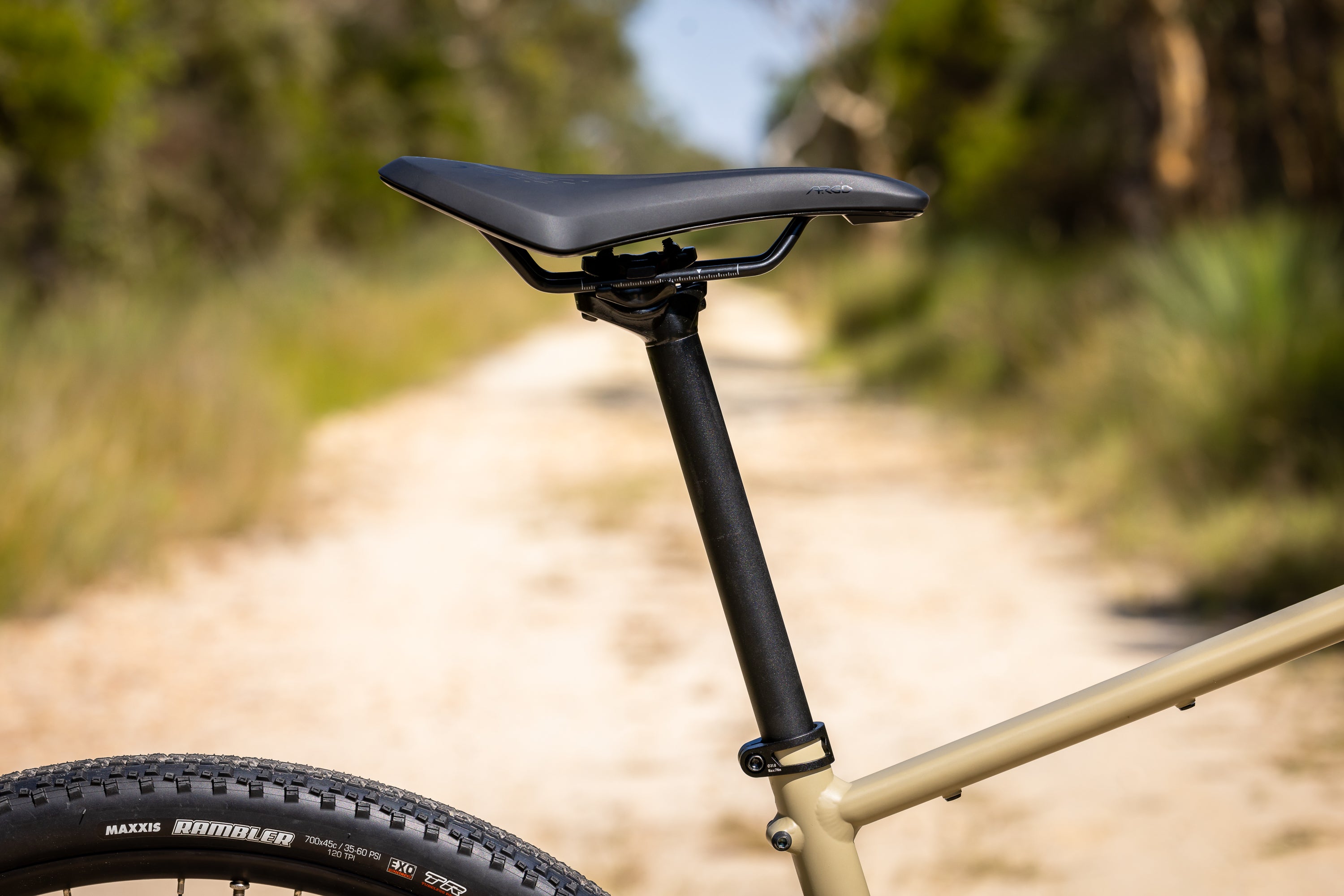 Polygon Bend R6 Gravel Bike - Lightweight Aluminum Frame, Shimano Drivetrain for Off-Road & Adventure Cycling | Perfect for Trail Riding, Commuting & Long-Distance Tours