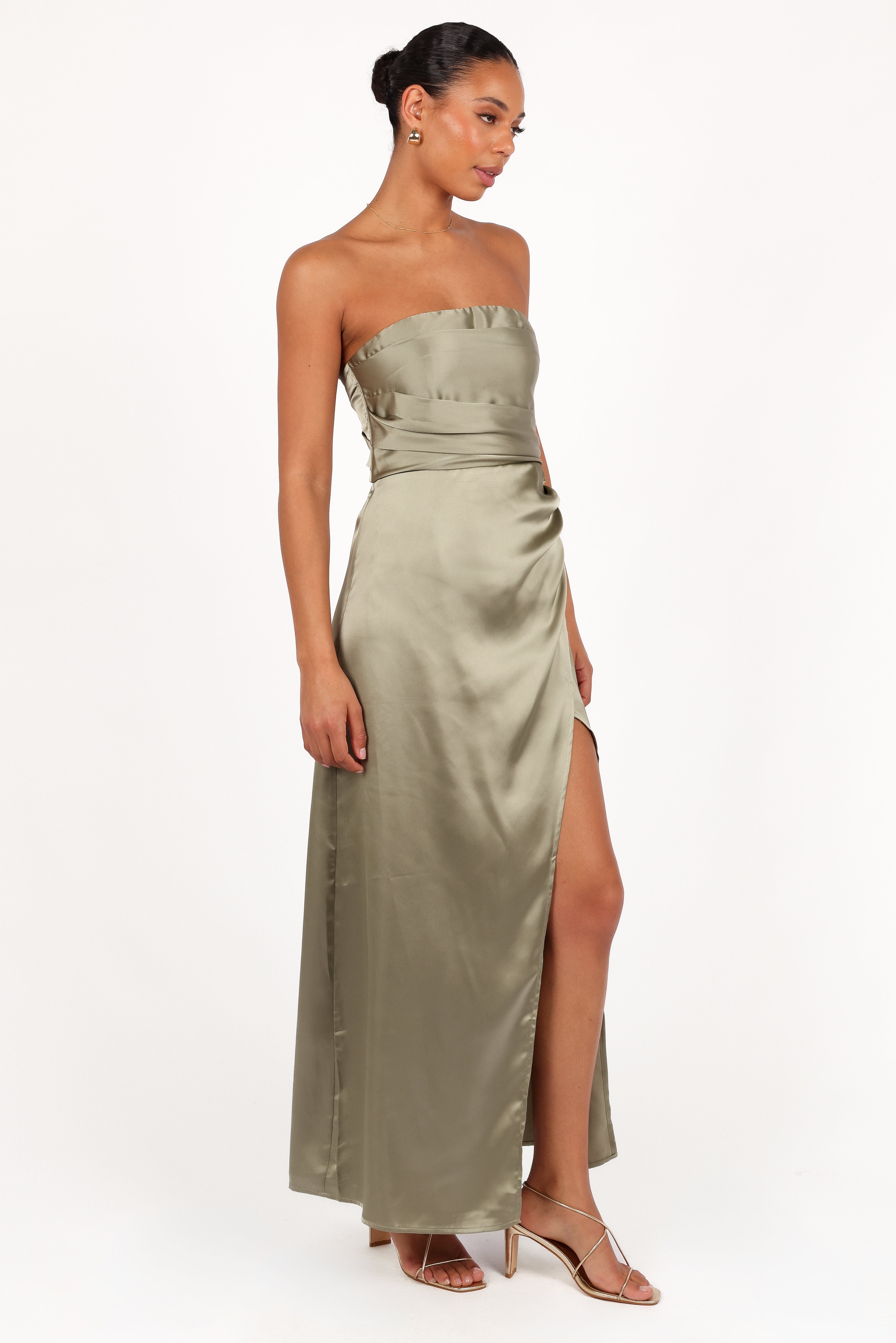 Strapless Maxi Dress for Women - Olive Green Flowy Summer Beach Dress | Perfect for Weddings, Vacations & Outdoor Parties