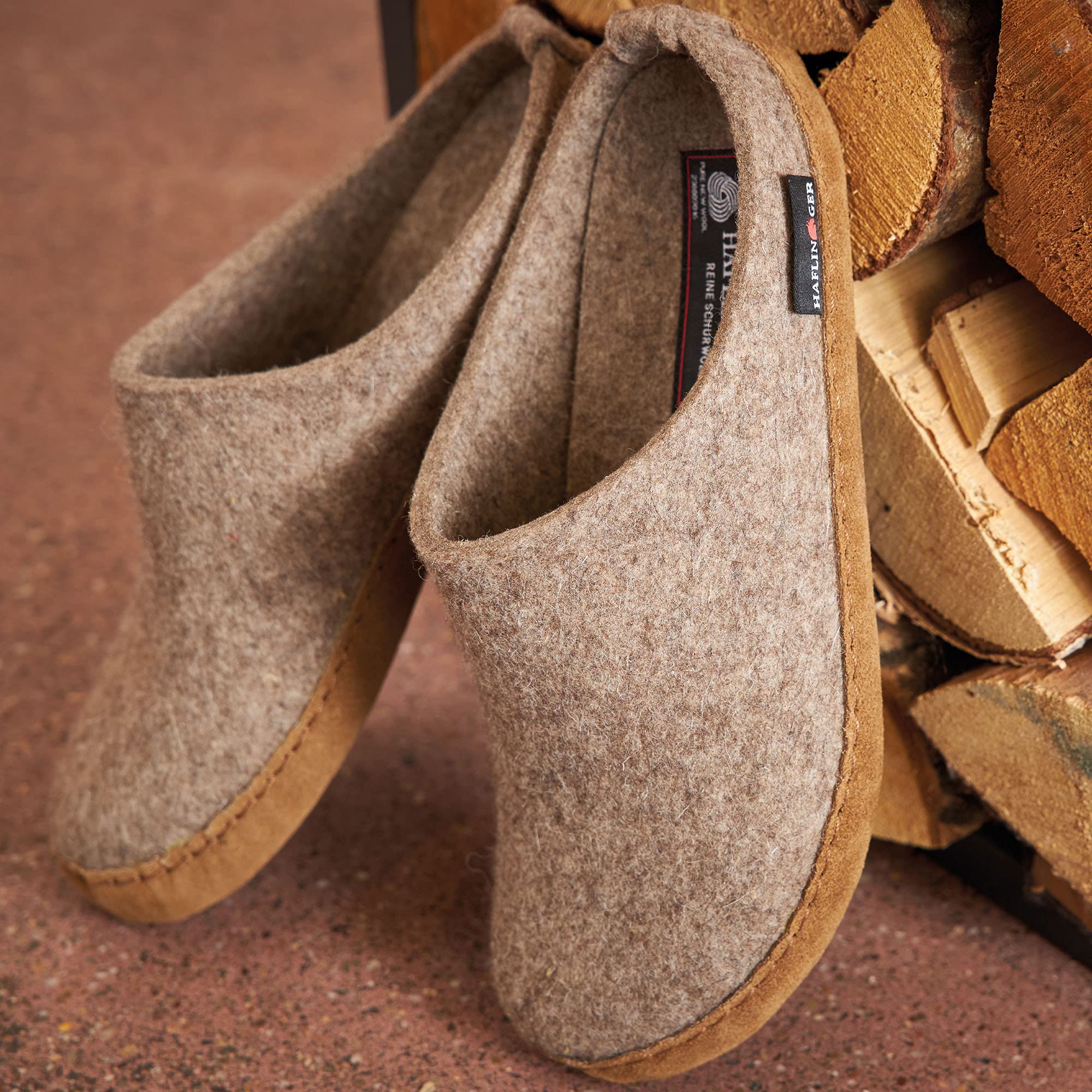 HAFLINGER Unisex Emils Wool Felt Slippers for Men & Women - Grey Slide Indoor/Outdoor House Shoes - Comfortable Arch Support for Home, Office & Travel - Size 11-11.5 US Women