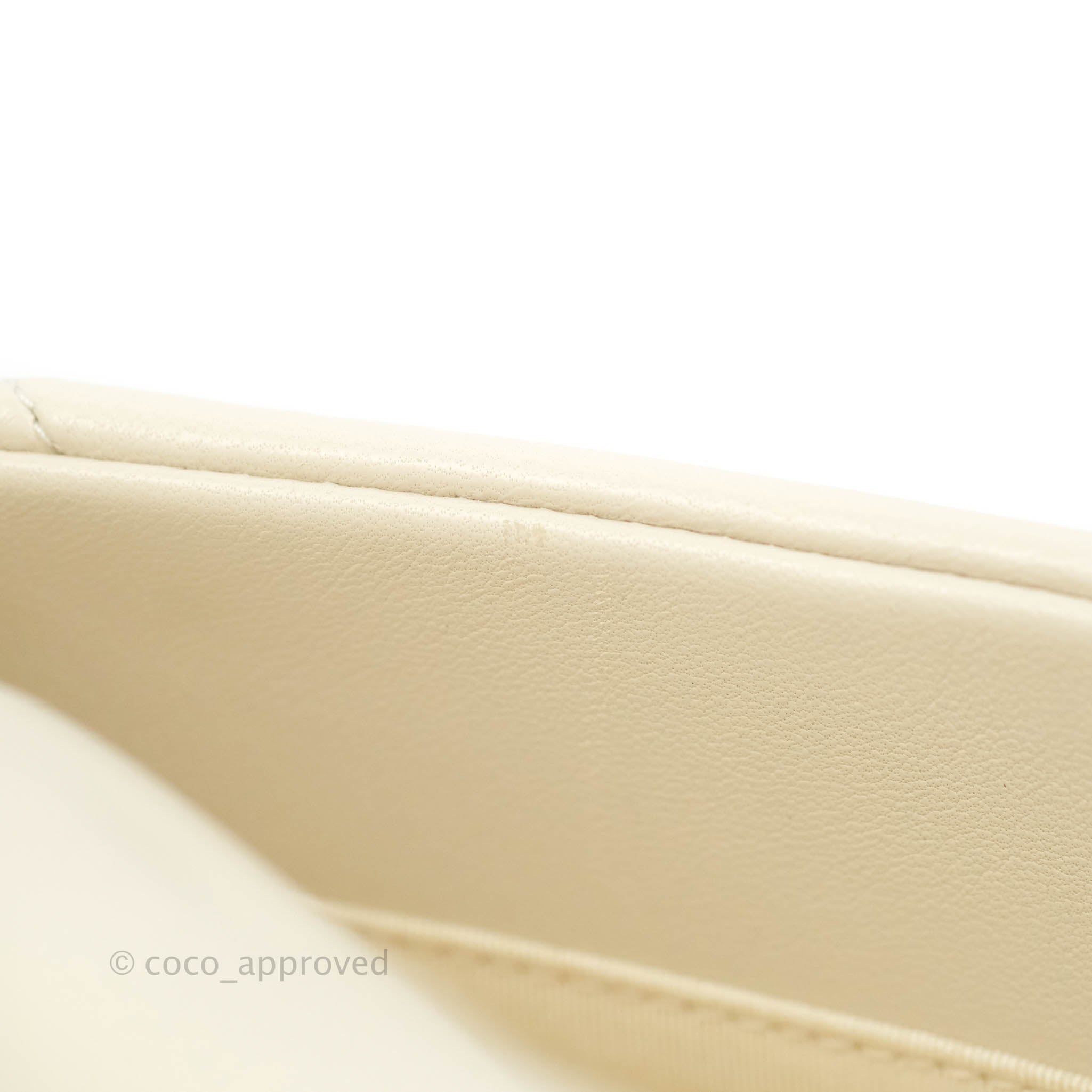 Chanel 19 Medium Flap Bag in Beige with Mixed Hardware - Luxury Designer Handbag for Women, Perfect for Work, Evening & Special Occasions