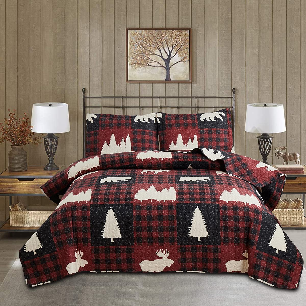 King Size Rustic Buffalo Plaid Quilt Set - Reversible Lightweight Bedspread Coverlet with Red Black Patchwork Design, Perfect for Country Lodge, Cabin & Forest Themed Bedrooms - Featuring Moose & Bear Motifs for Cozy Home Decor