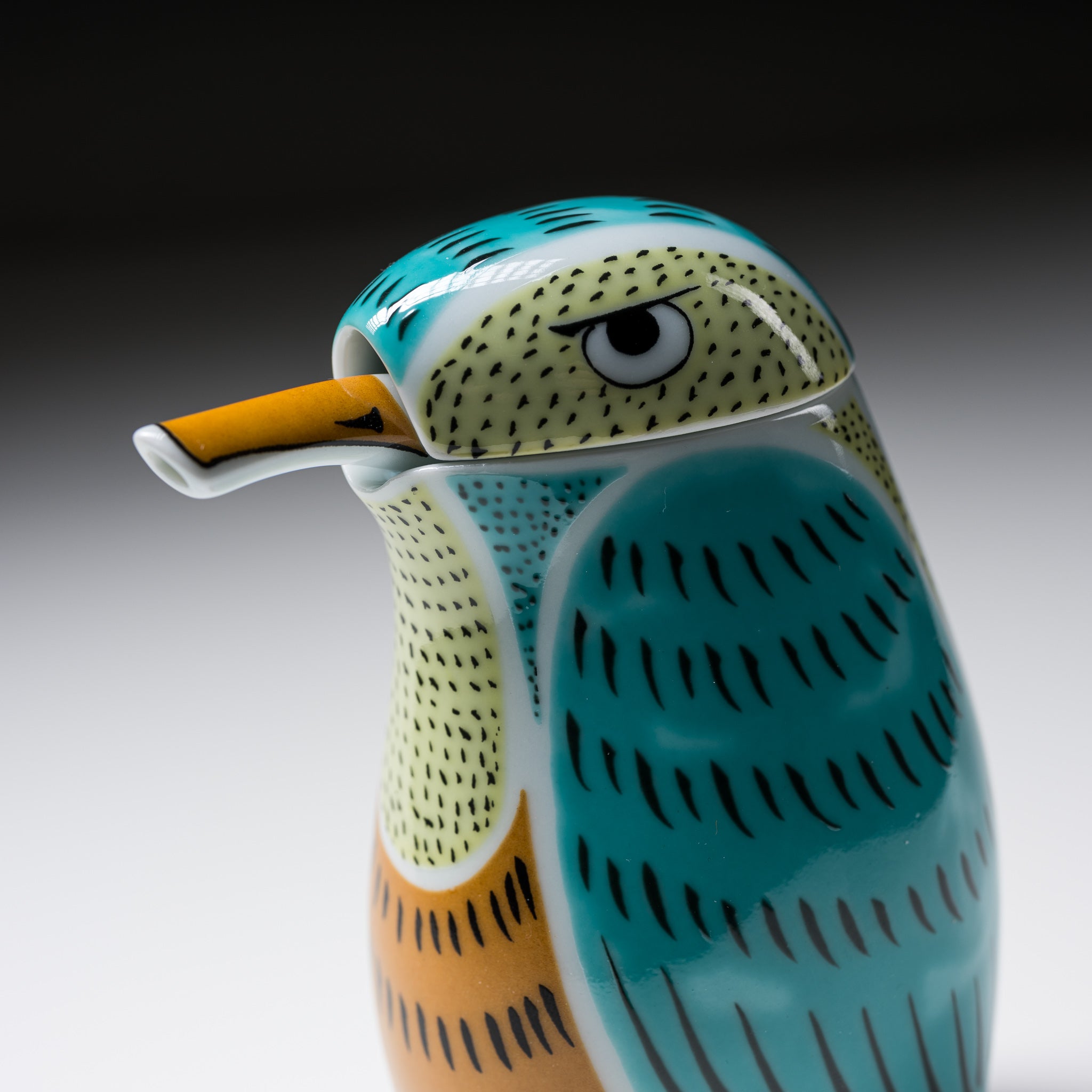 Arita Ware Kingfisher Soy Sauce Dispenser - Japanese Ceramic Soy Sauce Bottle with Hand-Painted Kingfisher Design, Large Size - Perfect for Sushi Restaurants, Asian Dining Tables & Kitchen Decor