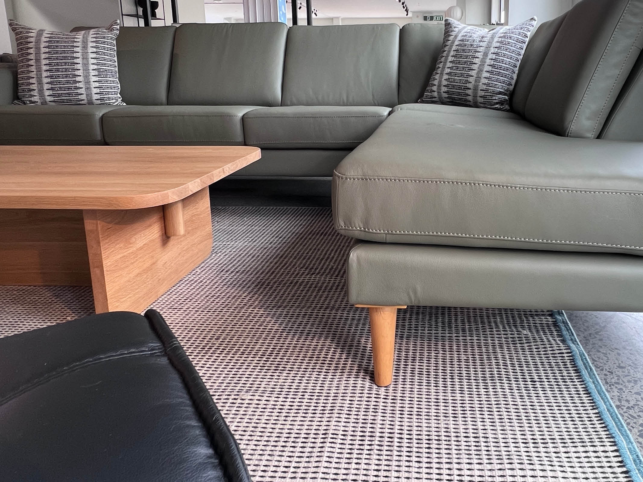 Norbo Sofa - Modern Comfortable Couch for Living Room, Bedroom & Office - Perfect for Relaxing, Lounging & Entertaining Guests