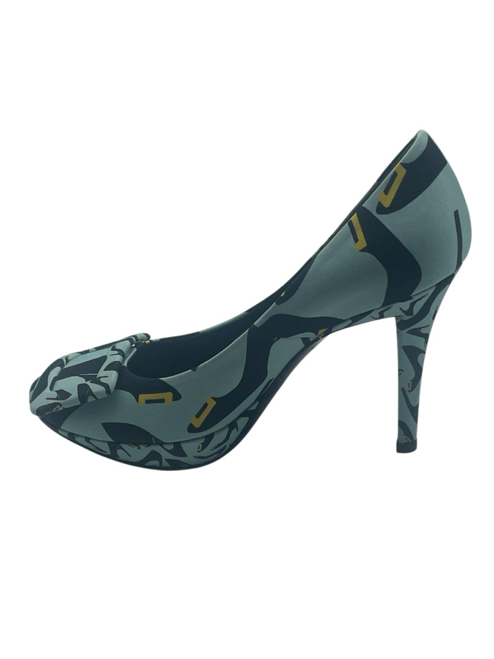 Roger Vivier Women's Buckle Pumps - Size 35 (US 5) | Elegant Pointed Toe Heels for Work, Parties & Special Occasions