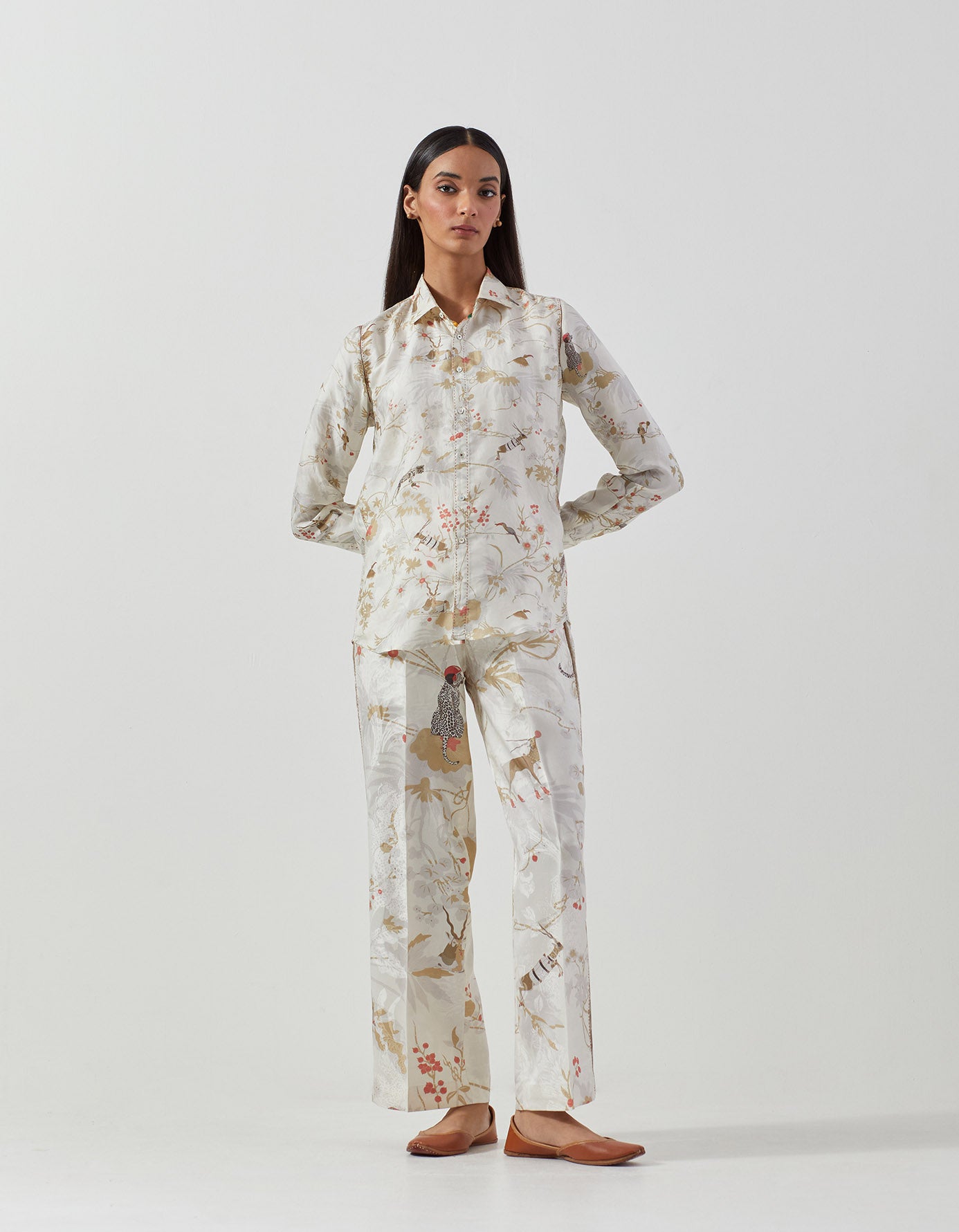 Oversized Short Silk Shirt in Ivory - Elegant & Comfortable for Casual Outings & Summer Wear