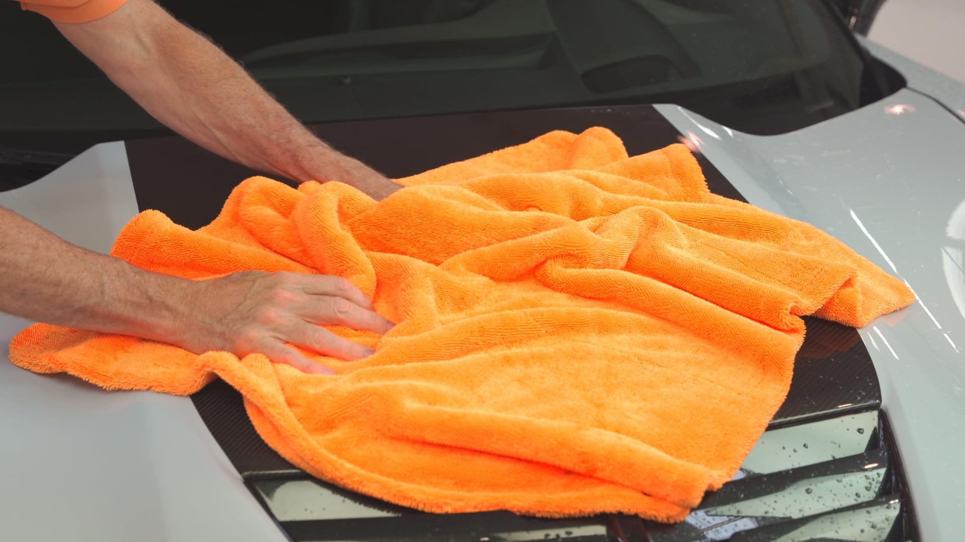 Premium Aero Cosmetics Wet Wash Towel 30