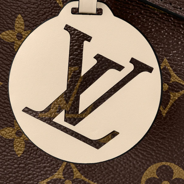 Louis Vuitton Pochette Métis Monogram Crossbody Bag in Crème Beige - Perfect for Work, Travel & Everyday Luxury Fashion Accessory