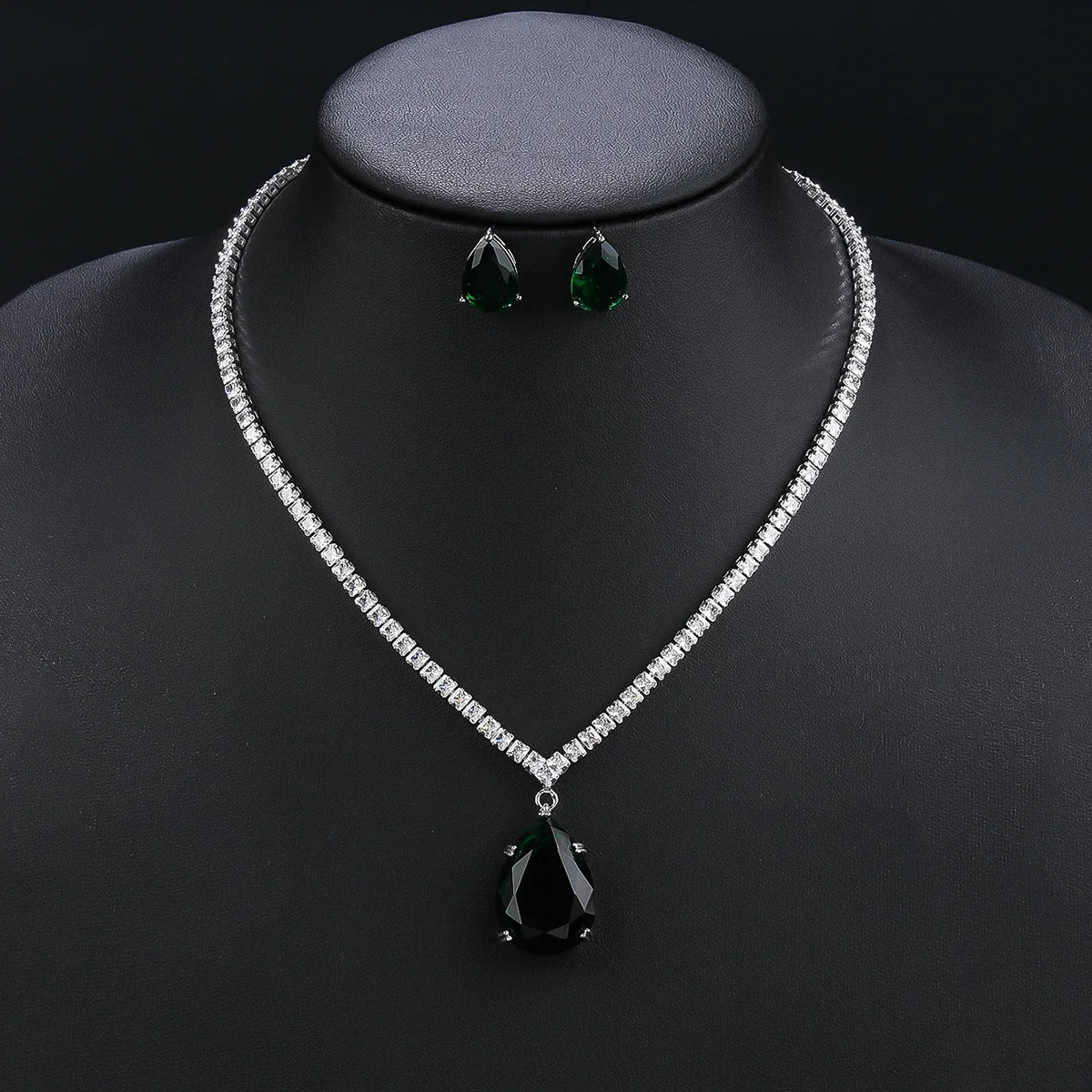 Elegant CZ Water Drop Cubic Zirconia Pendant Necklace & Earrings Set - Women's Bridal Wedding Jewelry Gift - Perfect for Weddings, Anniversaries and Special Occasions