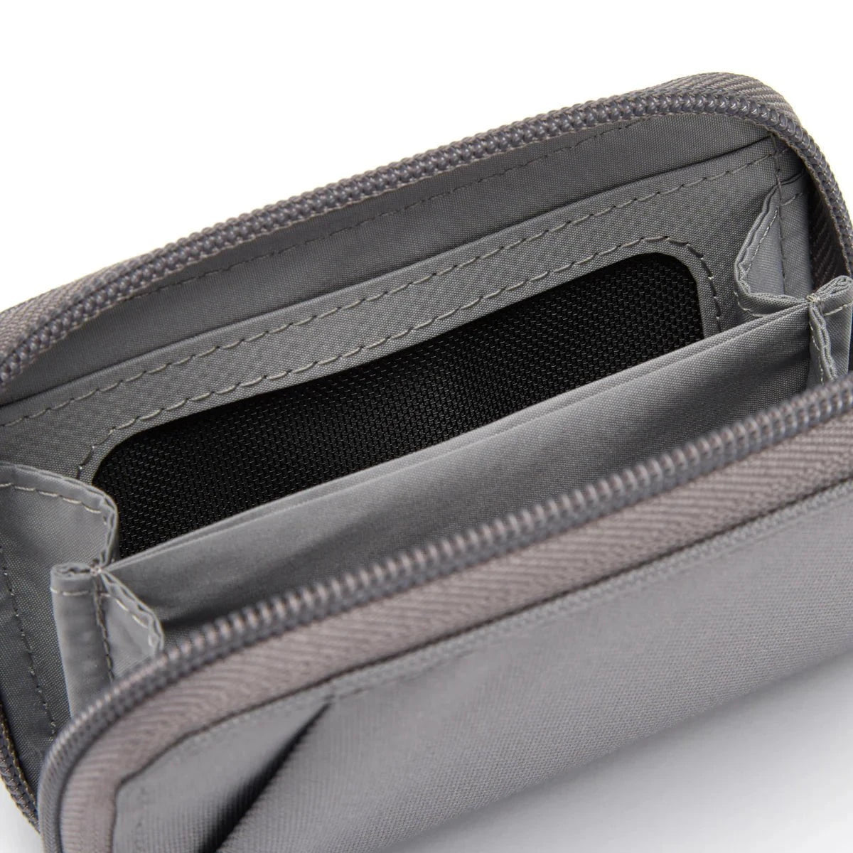 Pacsafe RFIDsafe™ RFID Blocking Card Wallet - Secure Credit Card Holder for Travel & Daily Use - Protect Against Digital Theft & Identity Fraud