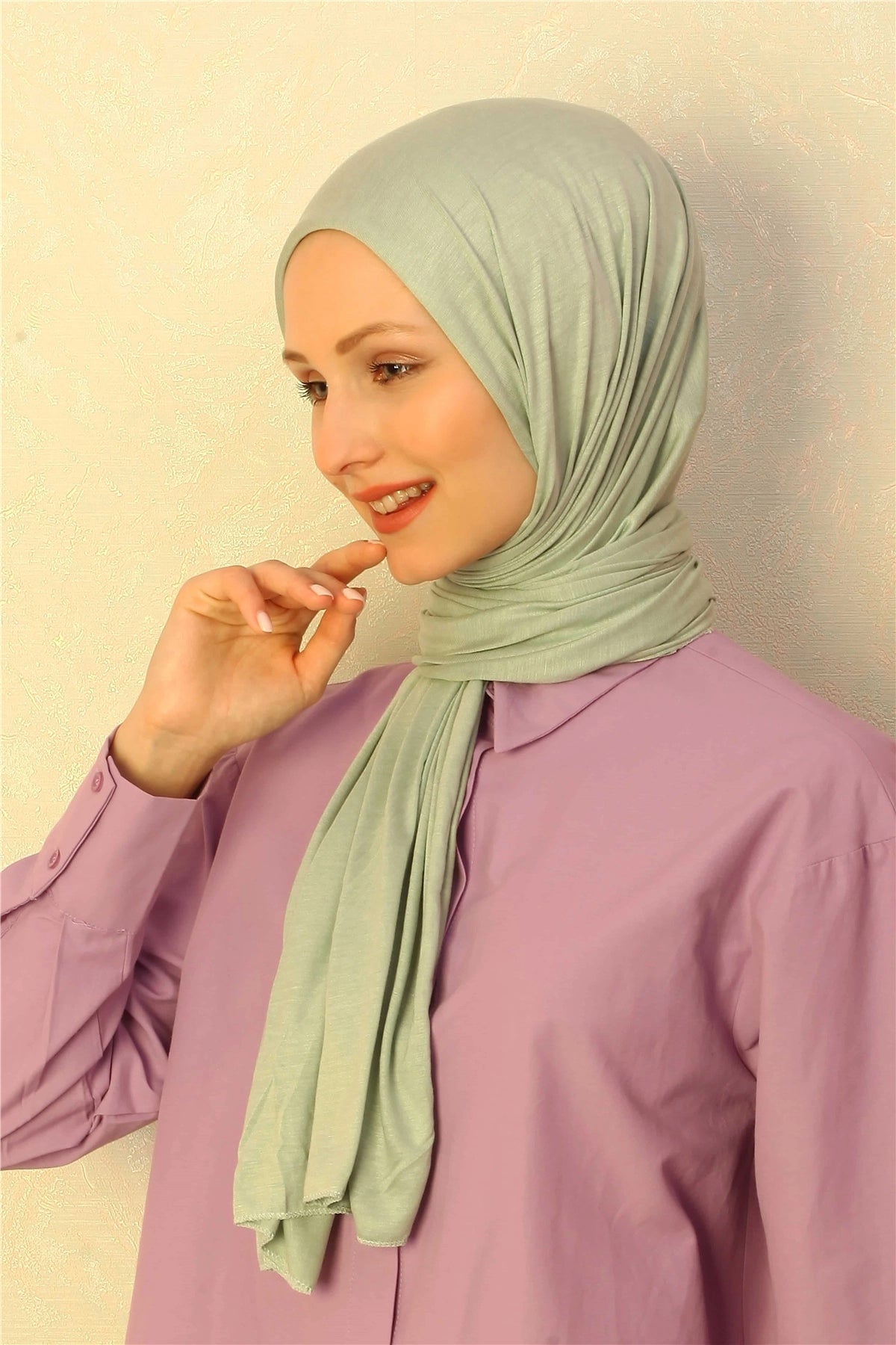 Stylish Jersey Hijabs for Women - Soft & Comfortable Muslim Headscarves - Perfect for Daily Wear, Prayer, and Modest Fashion