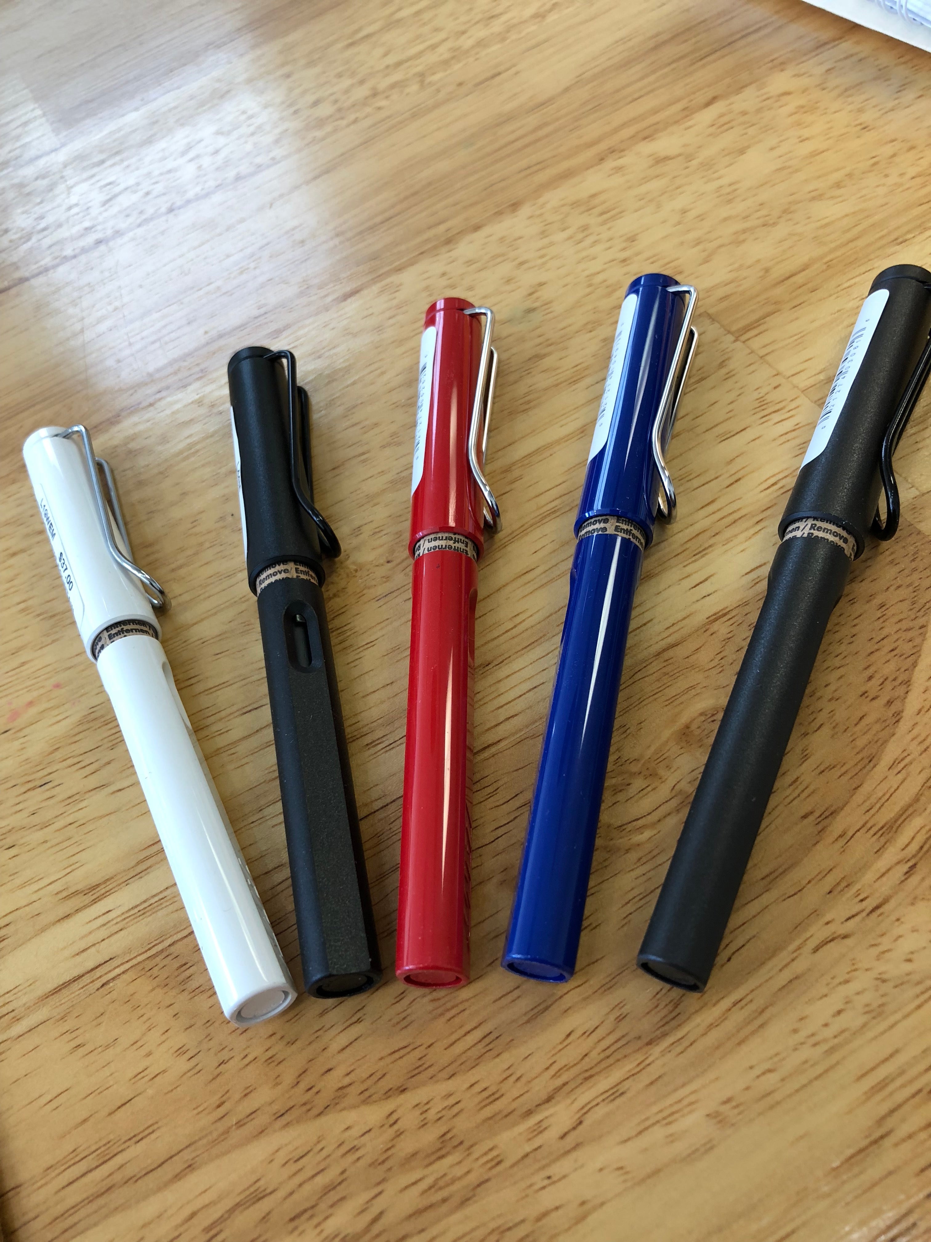 Lamy Safari Fountain Pen Collection - Premium Writing Pens for Students & Professionals - Perfect for Office, School & Everyday Use