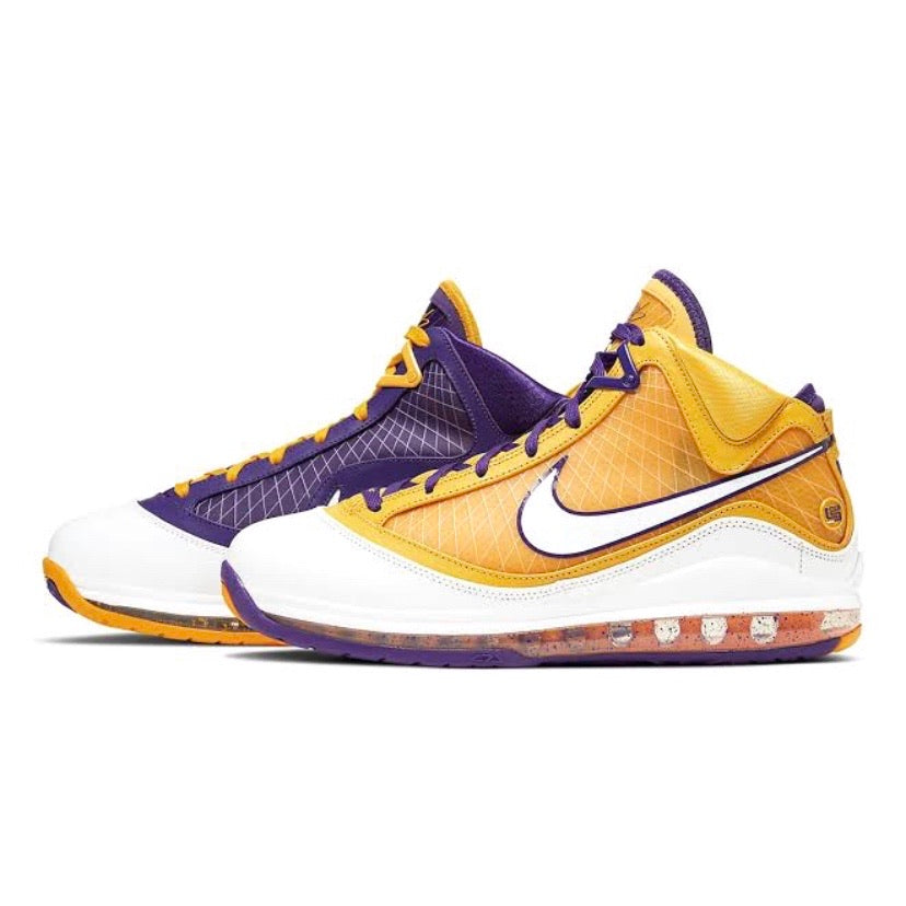 Nike LeBron 7 QS 