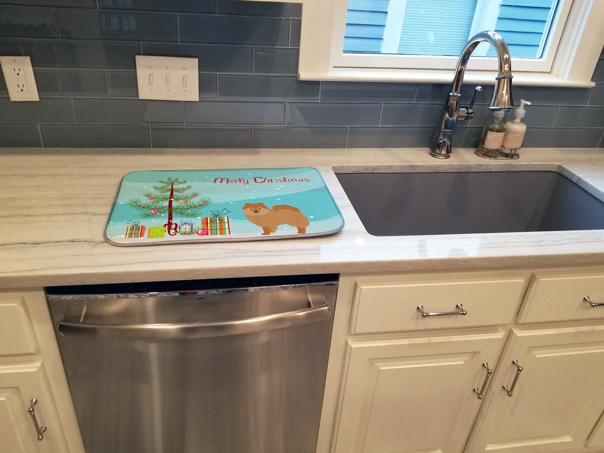 German Spitz Christmas Dish Drying Mat - Absorbent Kitchen Counter Pad for Holiday Decor & Dishes