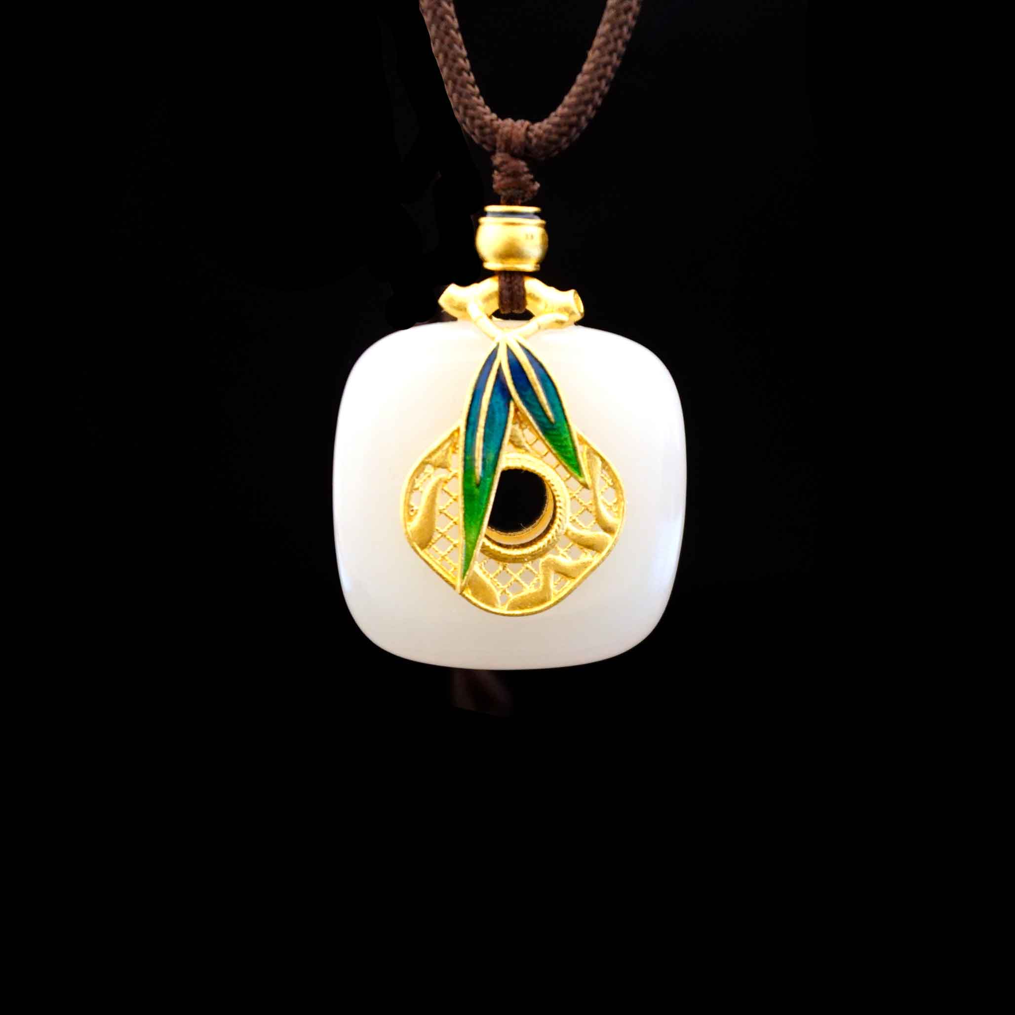 24K Gold Plated Nephrite Jade Bamboo Pendant Necklace for Women - Elegant Gift for Birthday, Anniversary & Special Occasions
