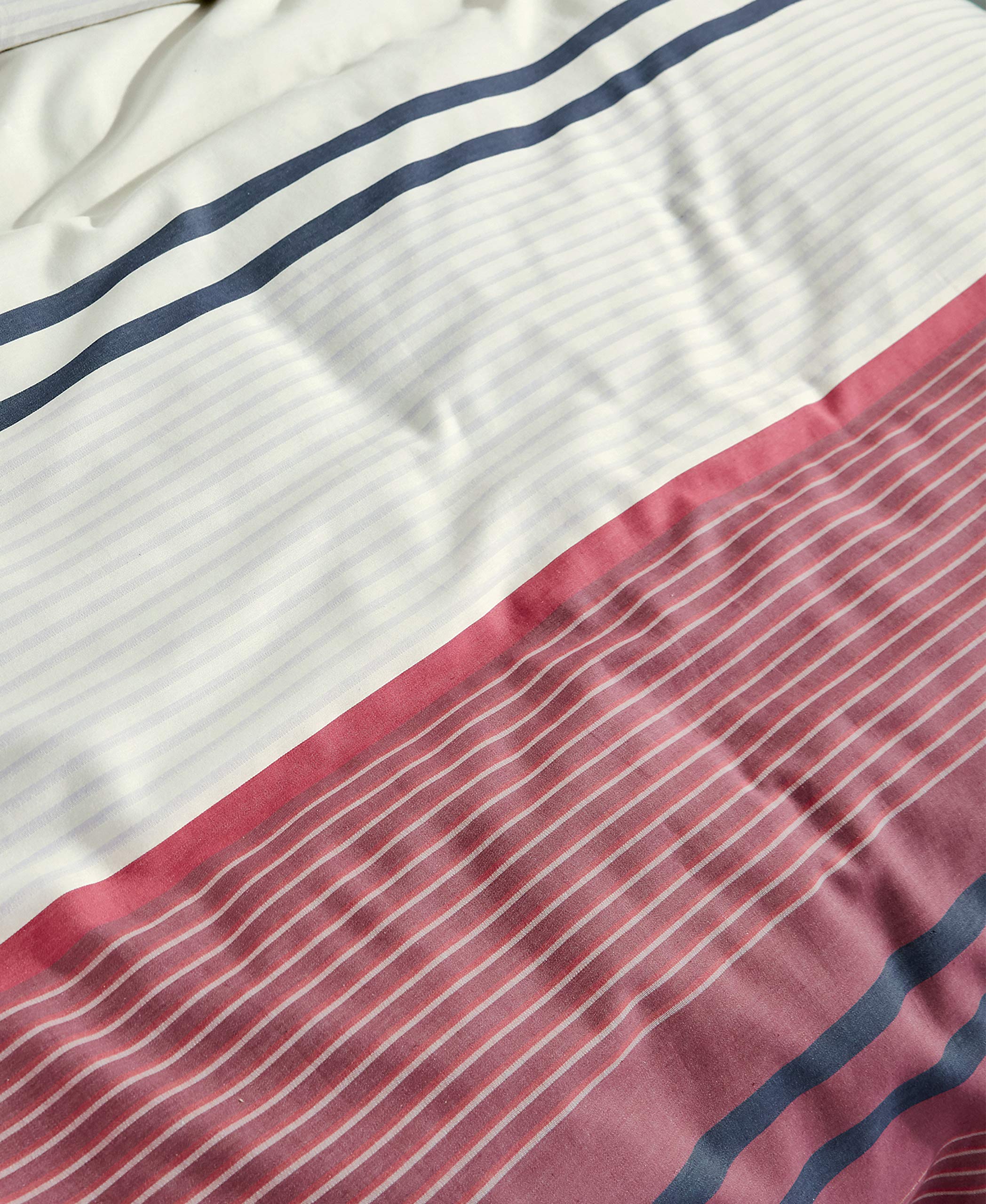 Lacoste Smash King Size Duvet Cover Set - 100% Cotton Red Luxury Bedding for Master Bedroom & Guest Room