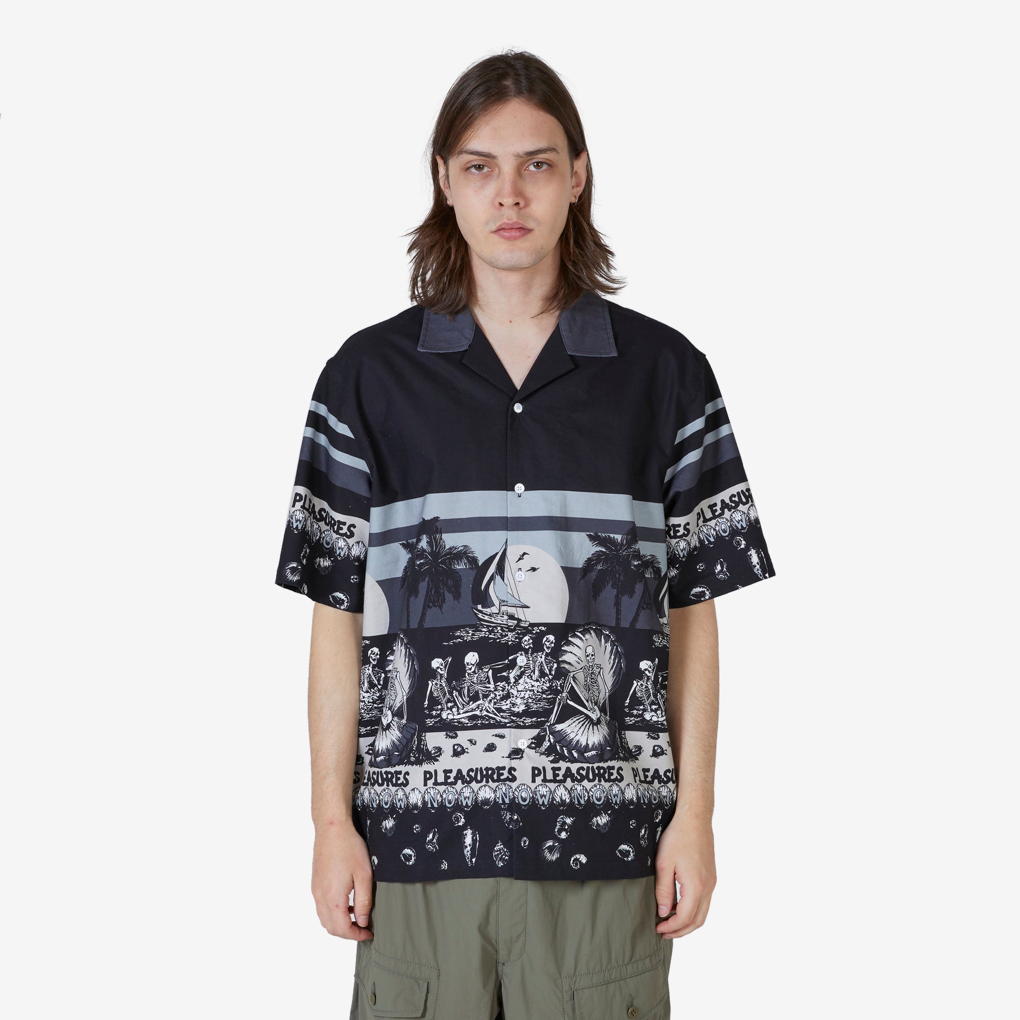 Stylish Black Beach Button Down Shirt for Men - Lightweight & Breathable Summer Casual Wear - Perfect for Vacations, Pool Parties & Outdoor Adventures