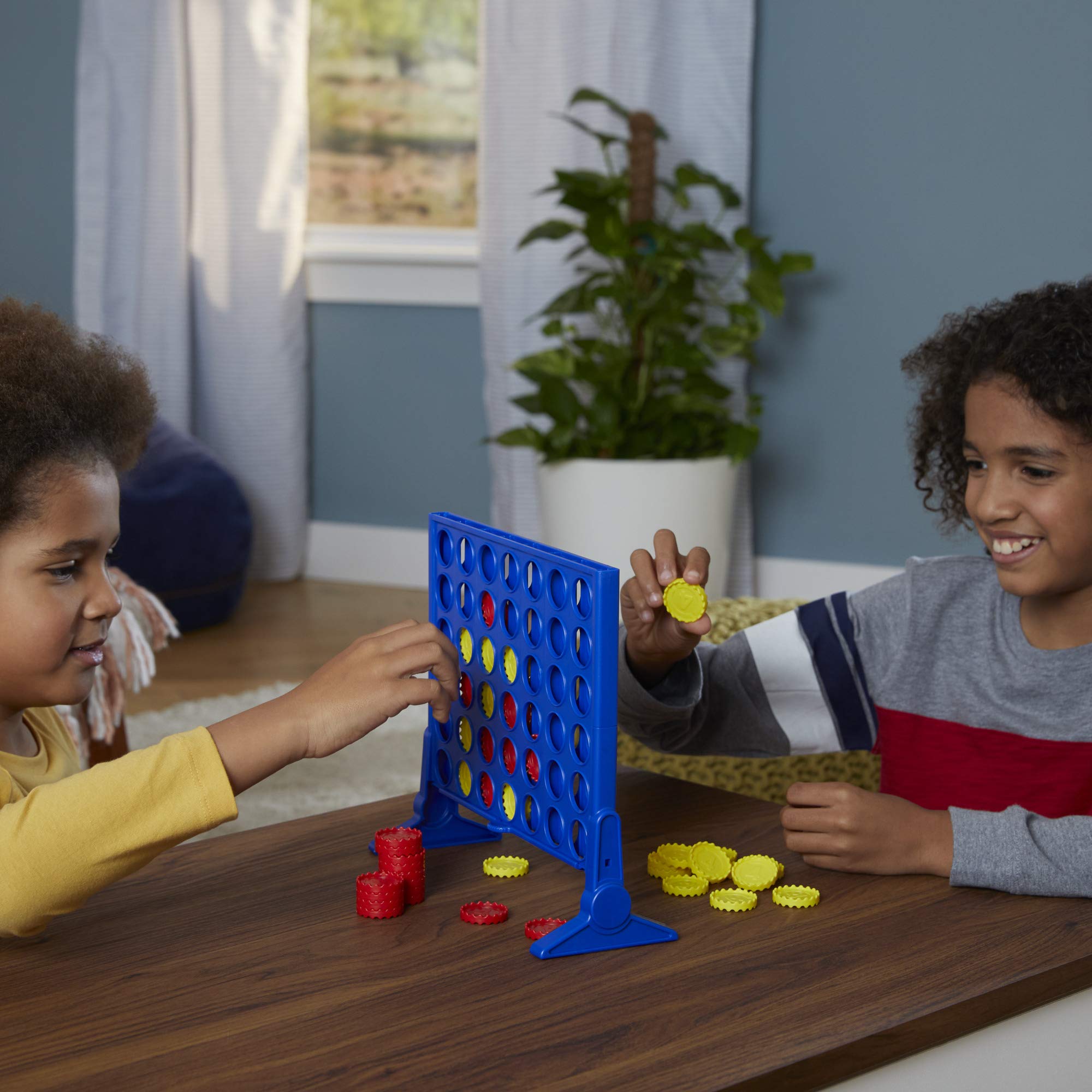 Hasbro Gaming Connect 4 Classic Grid - 4 in a Row Strategy Board Game for Kids & Adults - Fun Family Game Night & Party Entertainment