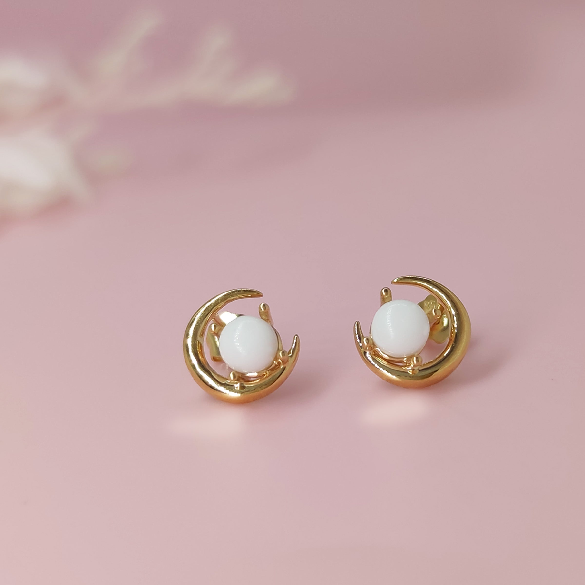Moonlit Embrace Breastmilk Stud Earrings - Unique Memorial Jewelry for Moms, Breastfeeding Keepsake - Perfect for Mother's Day Gifts & Baby Shower Presents