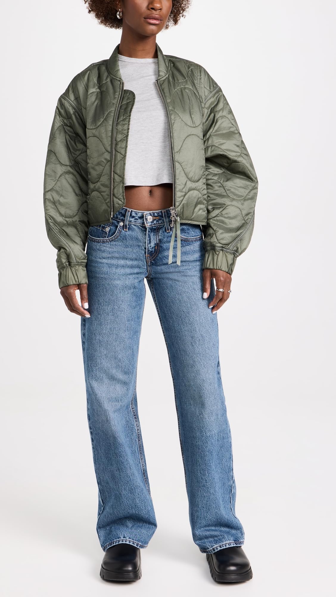 Levi's Women's Low Loose Fit Jeans - Comfortable & Stylish Denim Pants for Casual Wear, Outings & Everyday Fashion