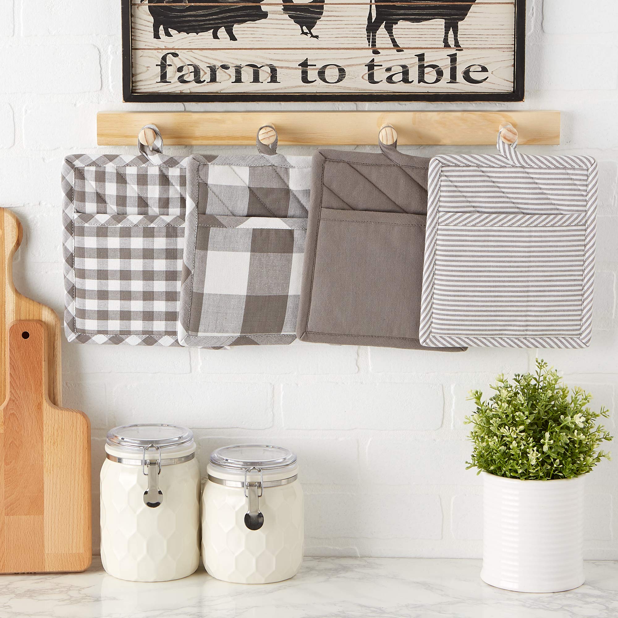 DII Gingham Check Kitchen Collection - Gray Potholder Set (2-Piece) for Cooking, Baking & Kitchen Decor - Stylish & Heat Resistant Oven Mitts