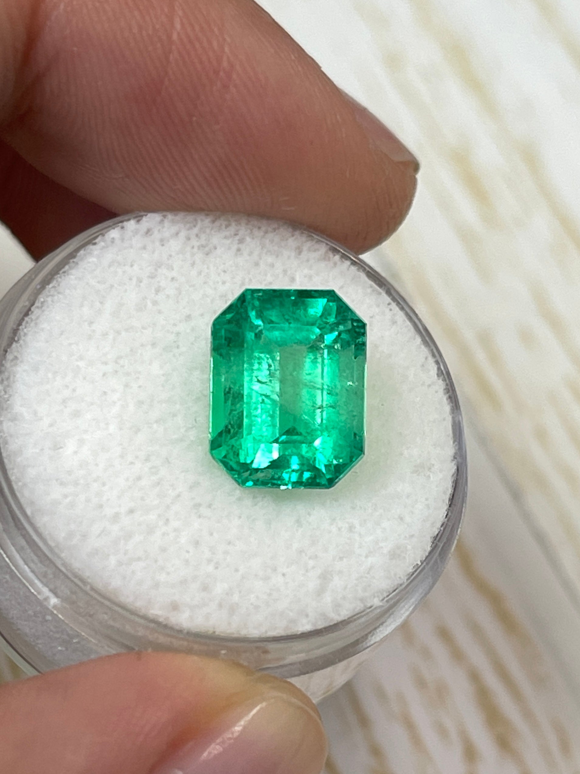 4.70 Carat 11x9mm Yellowish Green Natural Loose Colombian Emerald - Classic Emerald Cut Gemstone for Jewelry Making, Engagement Rings & Collector's Items